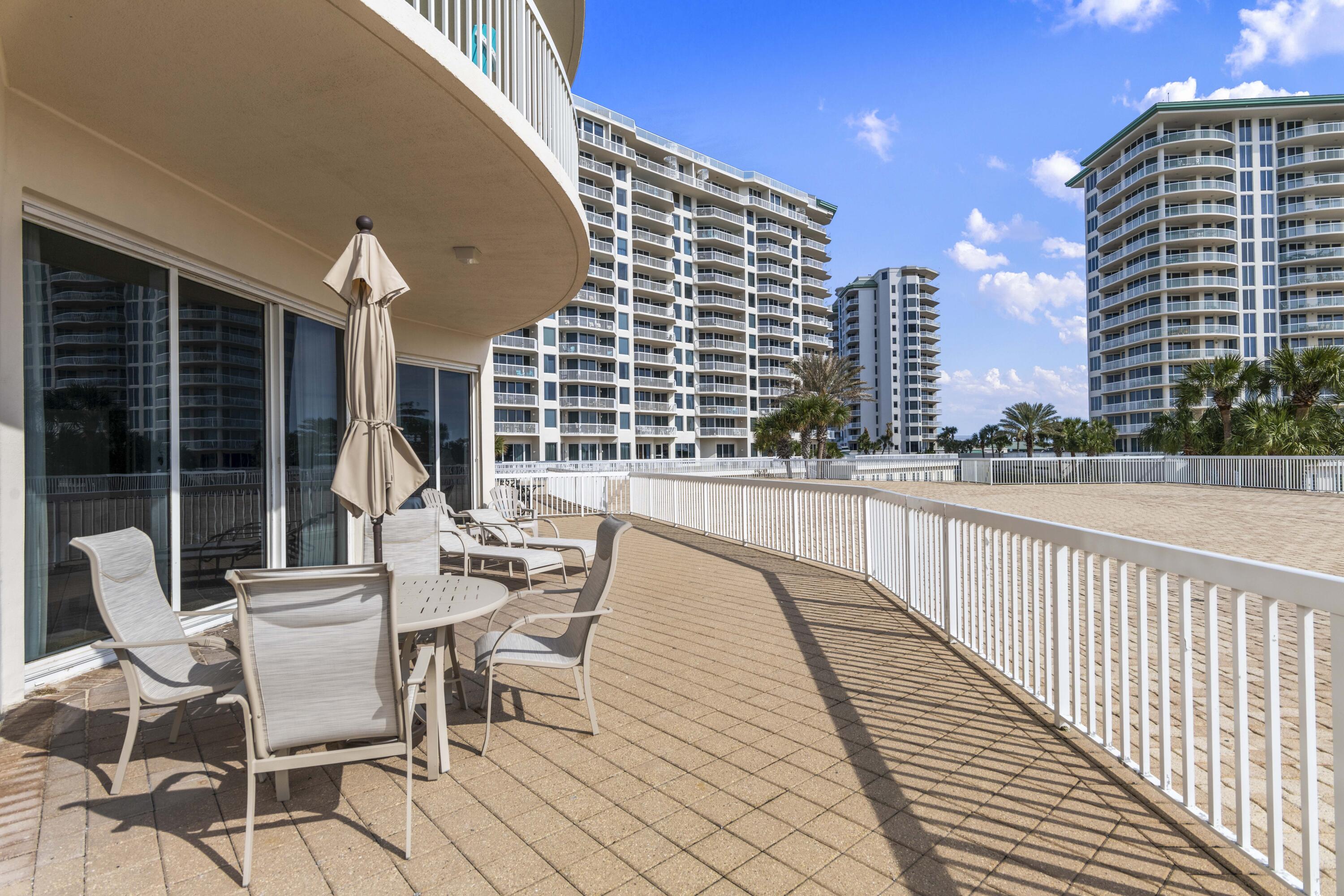 ST. MAARTEN AT SILVER SHELLS - Residential