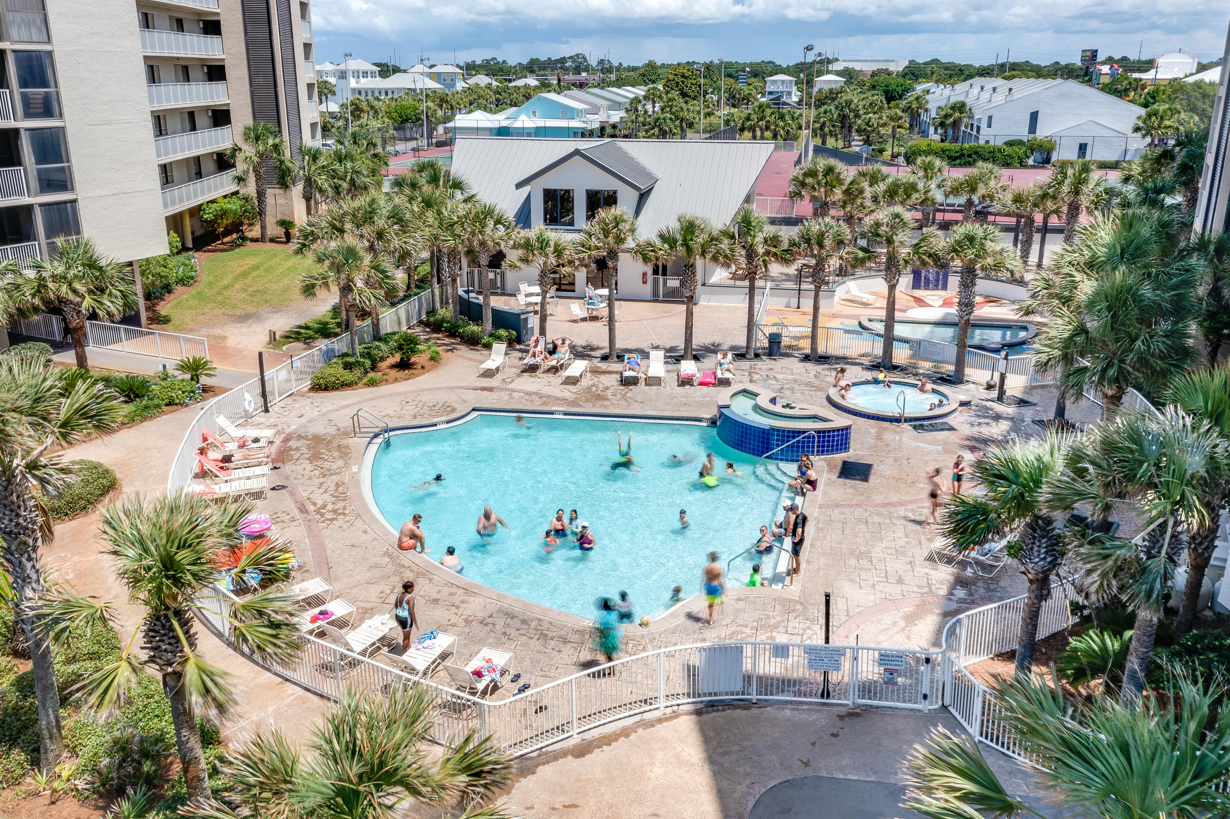 MAINSAIL CONDO PH 5 - Residential