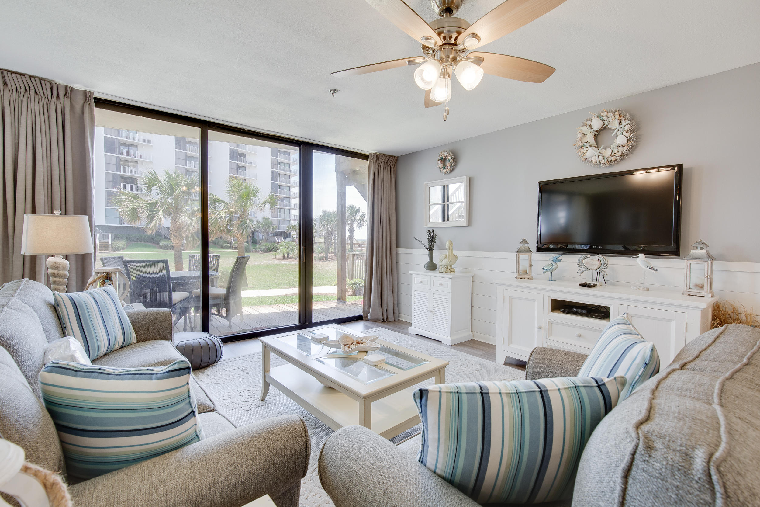 MAINSAIL CONDO PH 5 - Residential