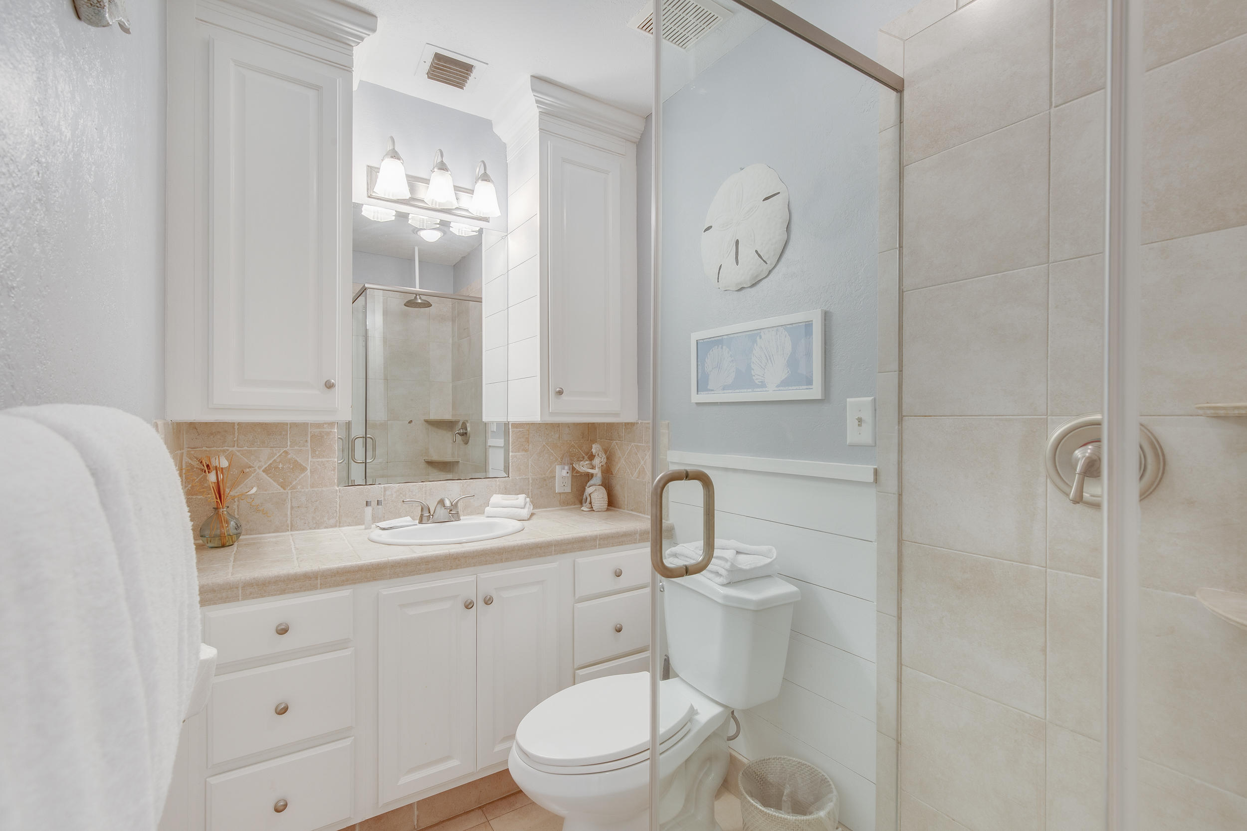 MAINSAIL CONDO PH 5 - Residential