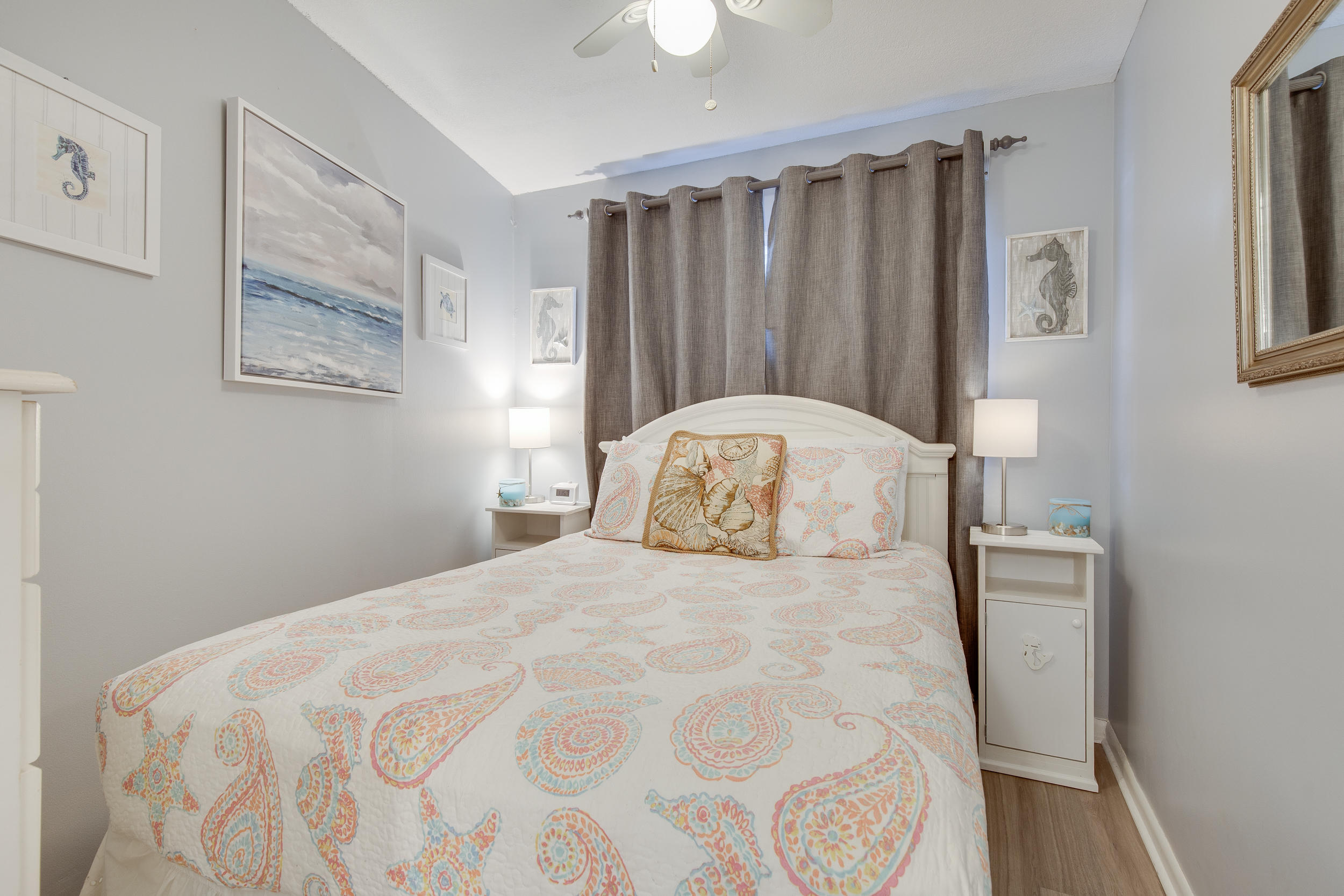 MAINSAIL CONDO PH 5 - Residential