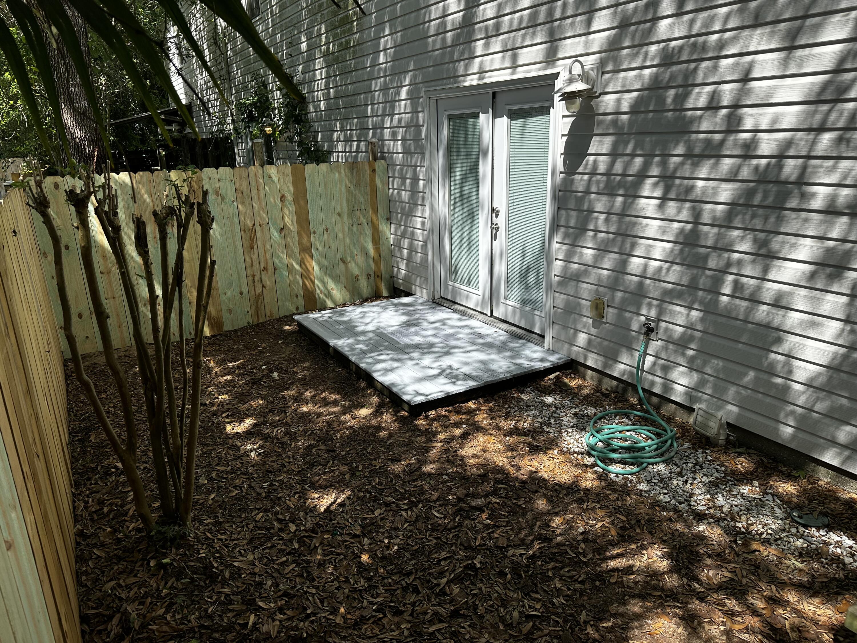 SHADY OAKS - Residential