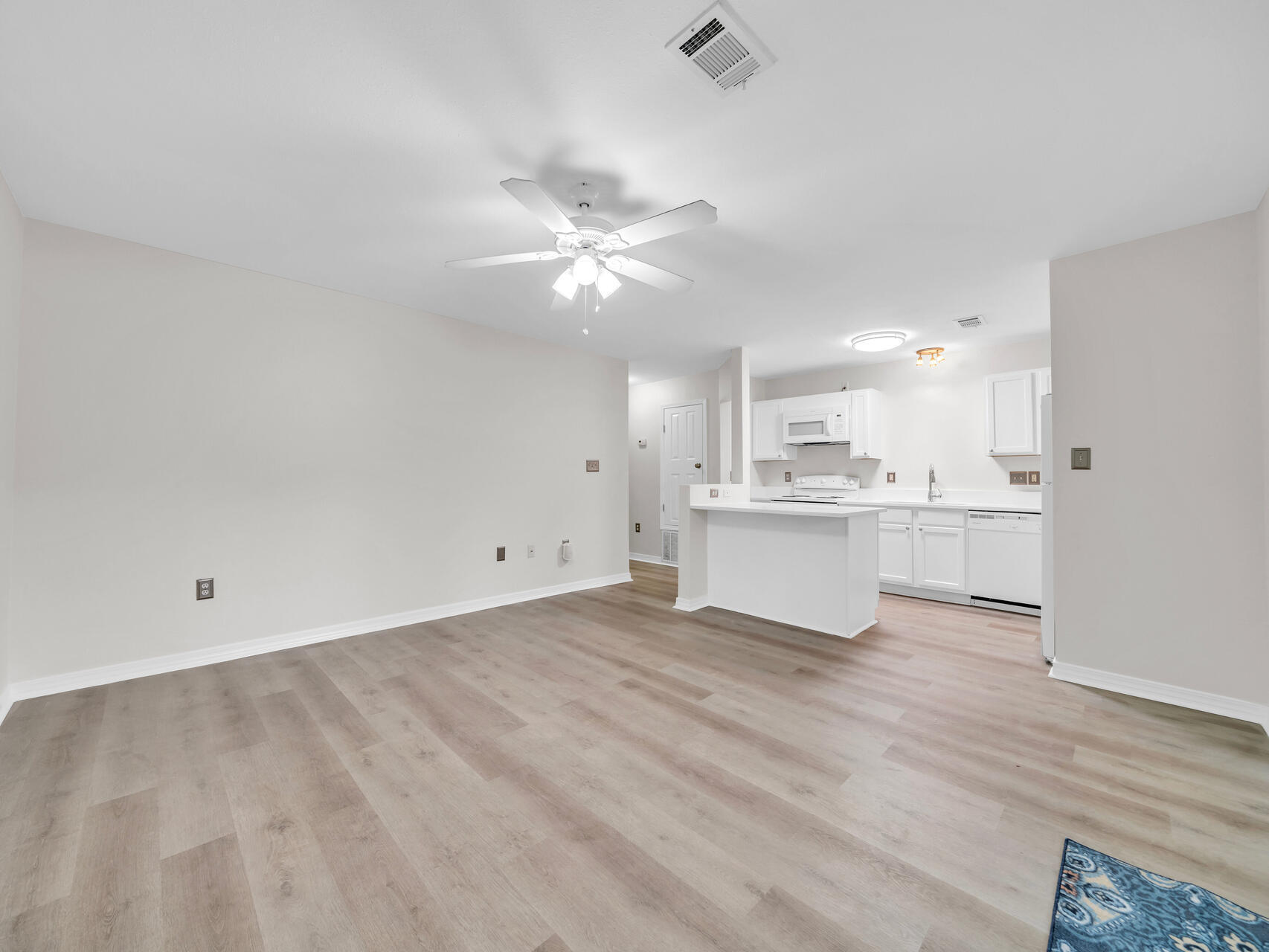 SHADY OAKS - Residential