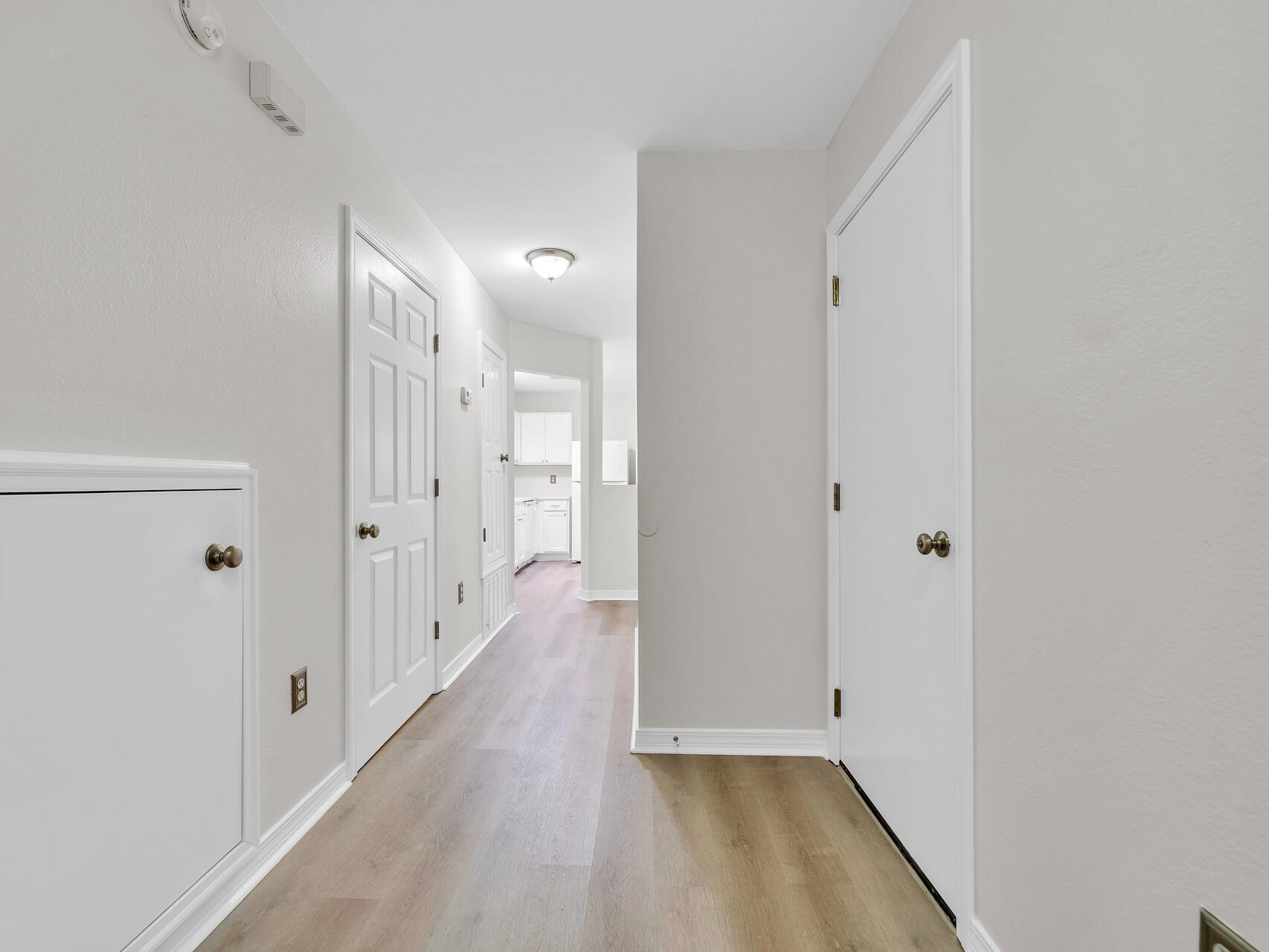 SHADY OAKS - Residential