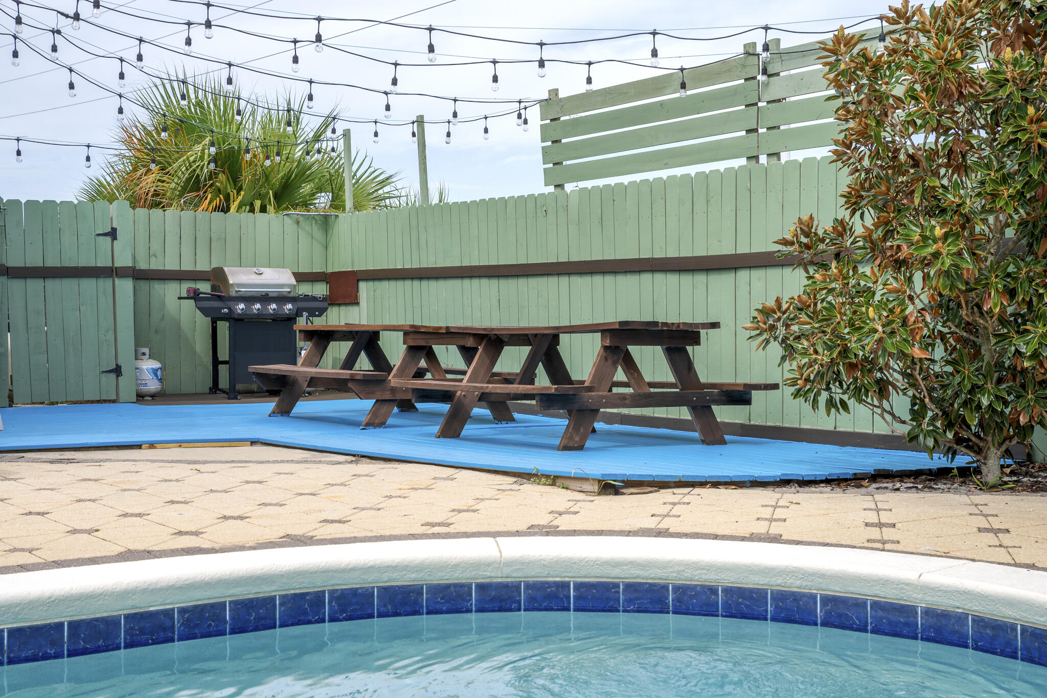 CRYSTAL BEACH - Residential