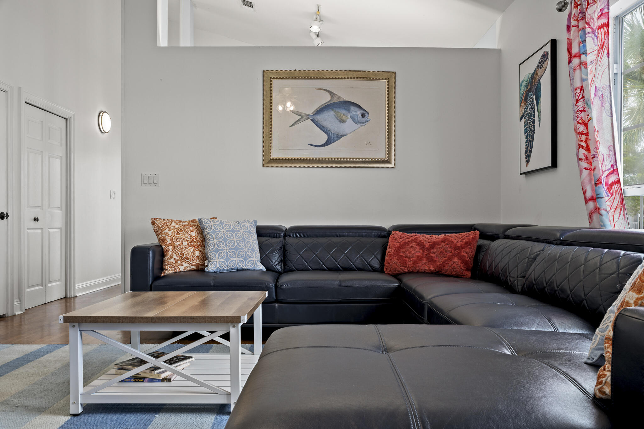 CRYSTAL BEACH - Residential