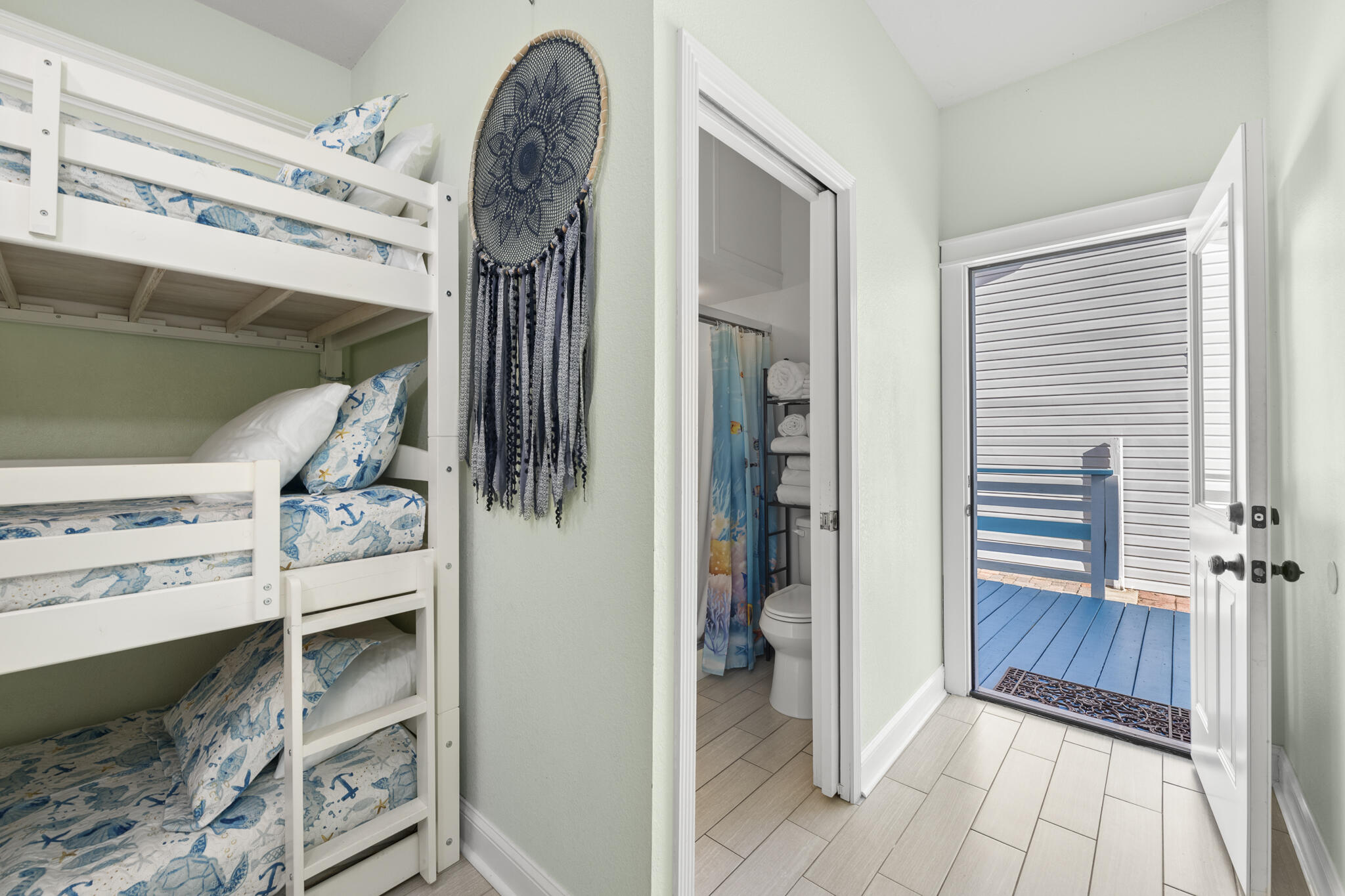 CRYSTAL BEACH - Residential