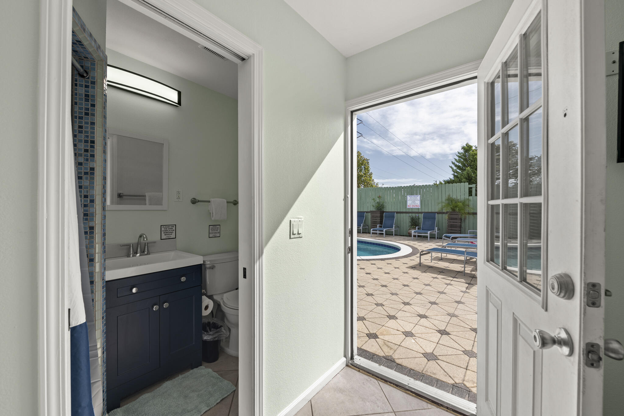 CRYSTAL BEACH - Residential