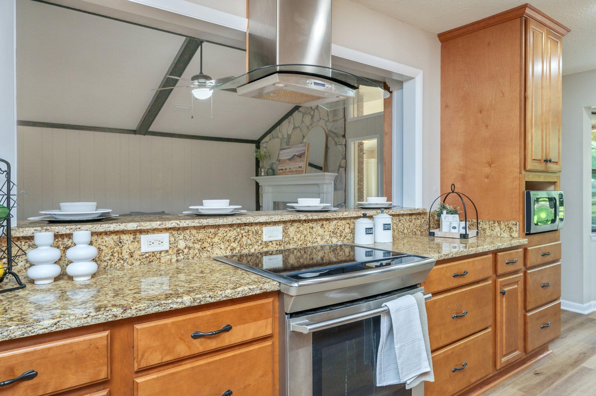 HOLLY HILLS - Residential