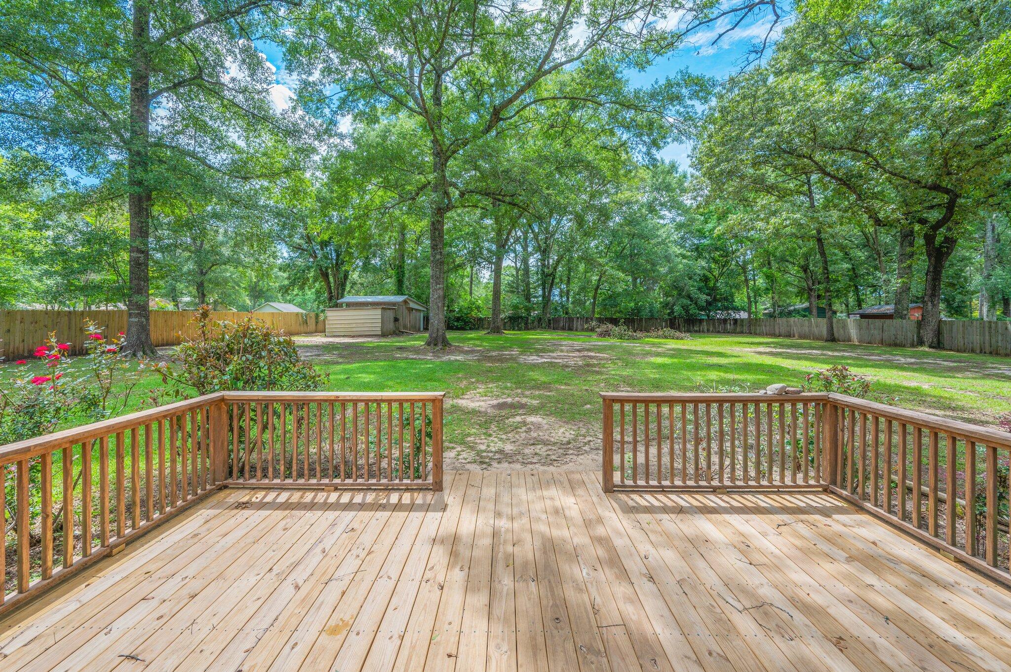 HOLLY HILLS - Residential
