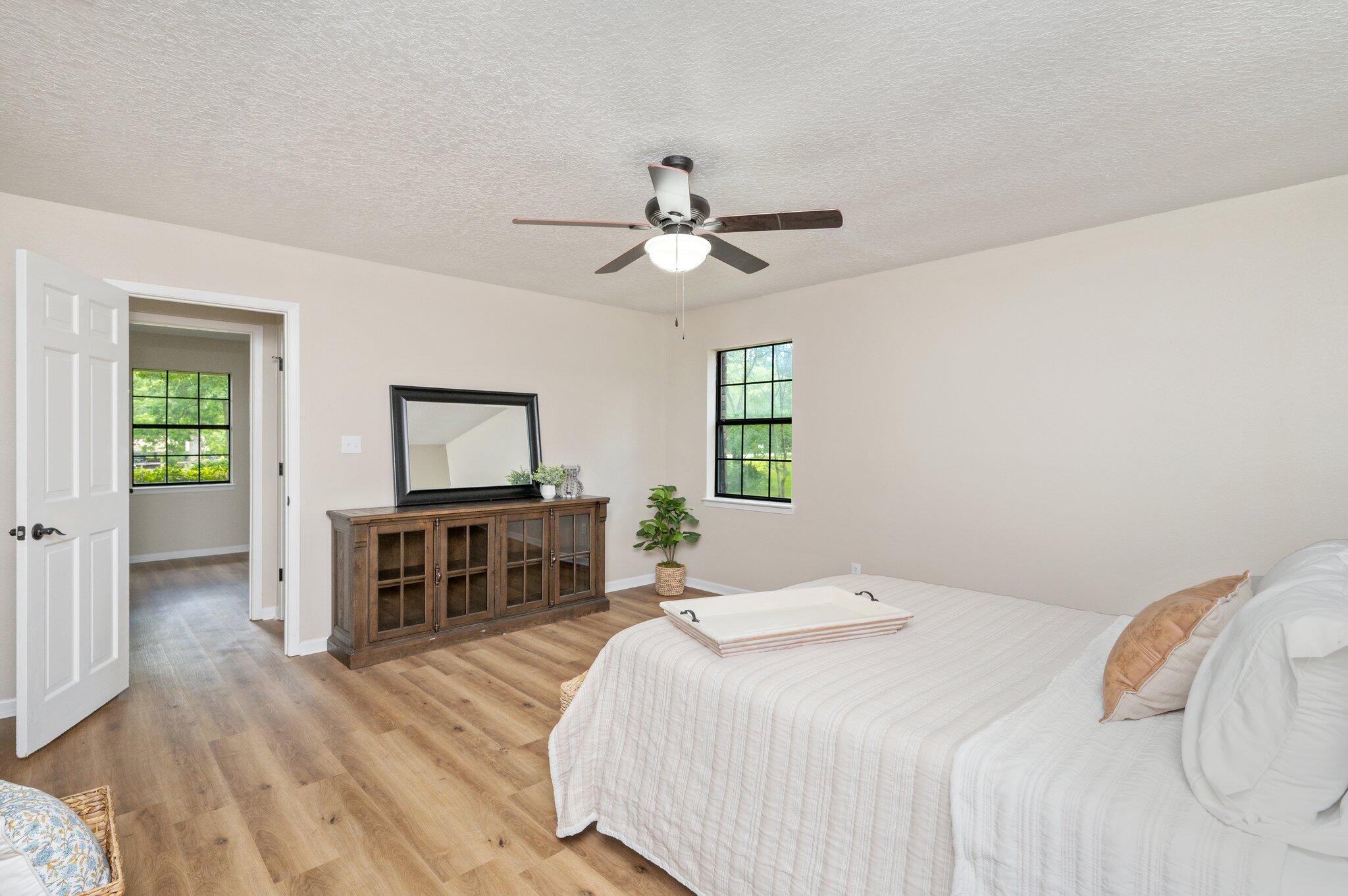 HOLLY HILLS - Residential