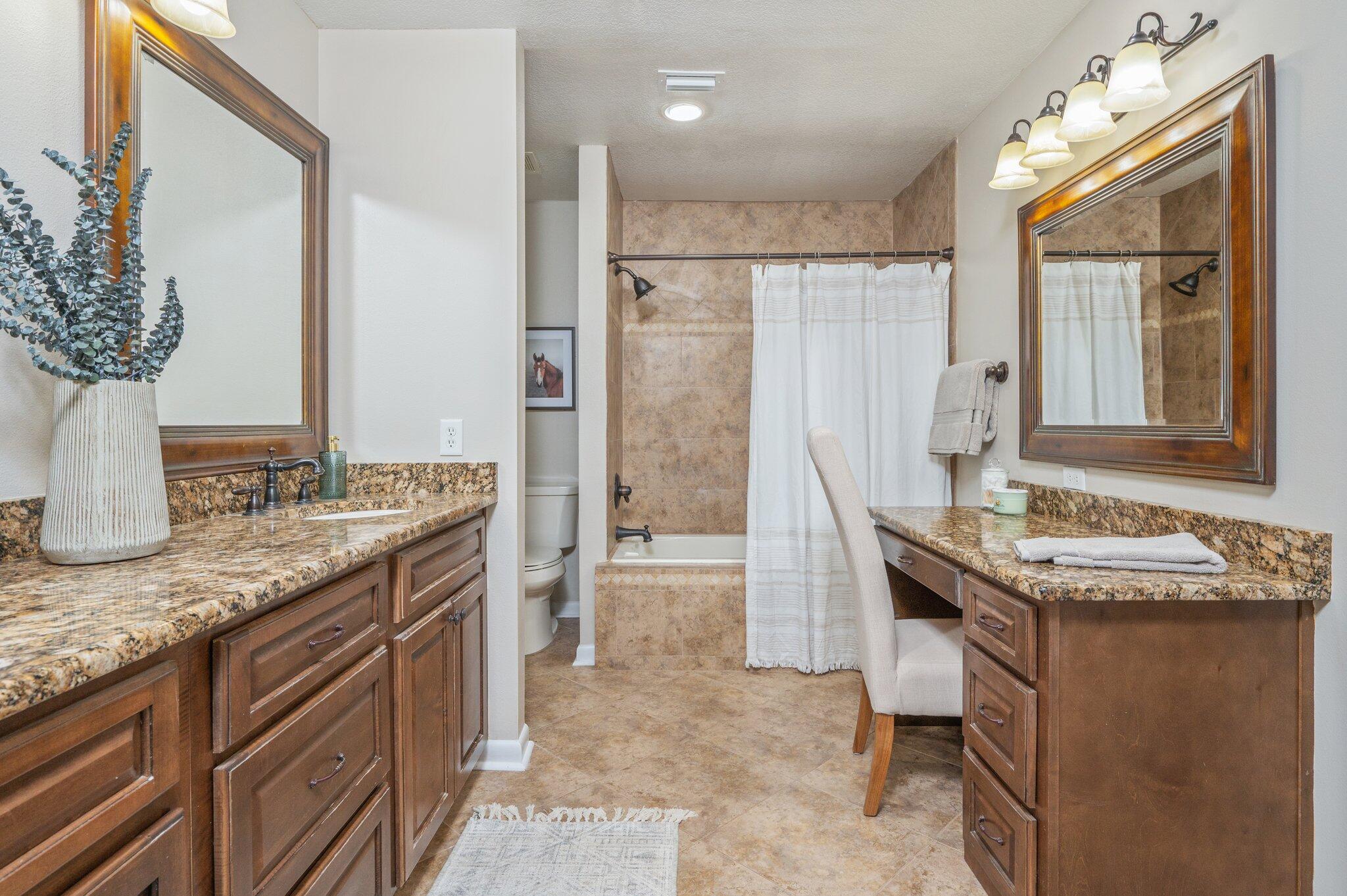 HOLLY HILLS - Residential