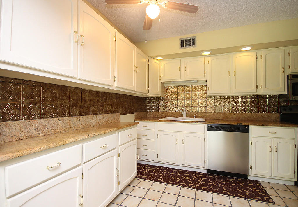 BLUEWATER BAY VILLAGE 1A - Residential