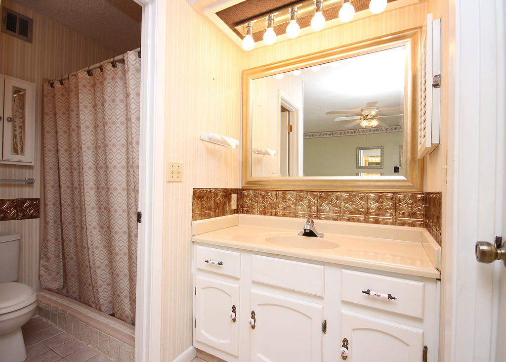 BLUEWATER BAY VILLAGE 1A - Residential