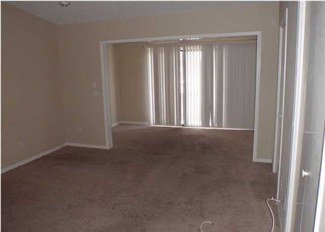 LANDWARD TOWNHOUSES - Residential