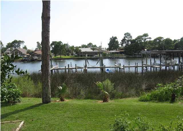 LANDWARD TOWNHOUSES - Residential