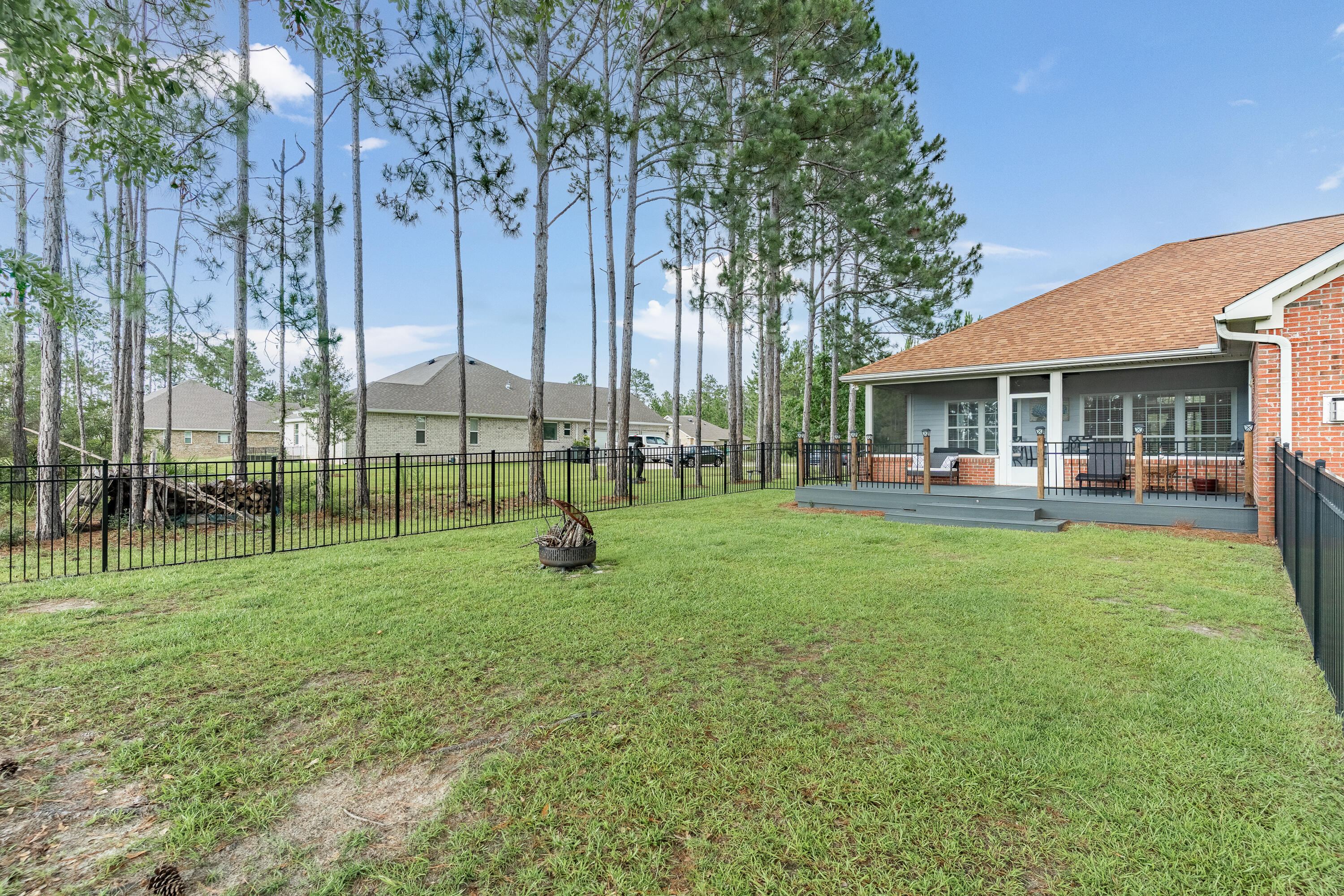 WINDSWEPT ESTATES - Residential