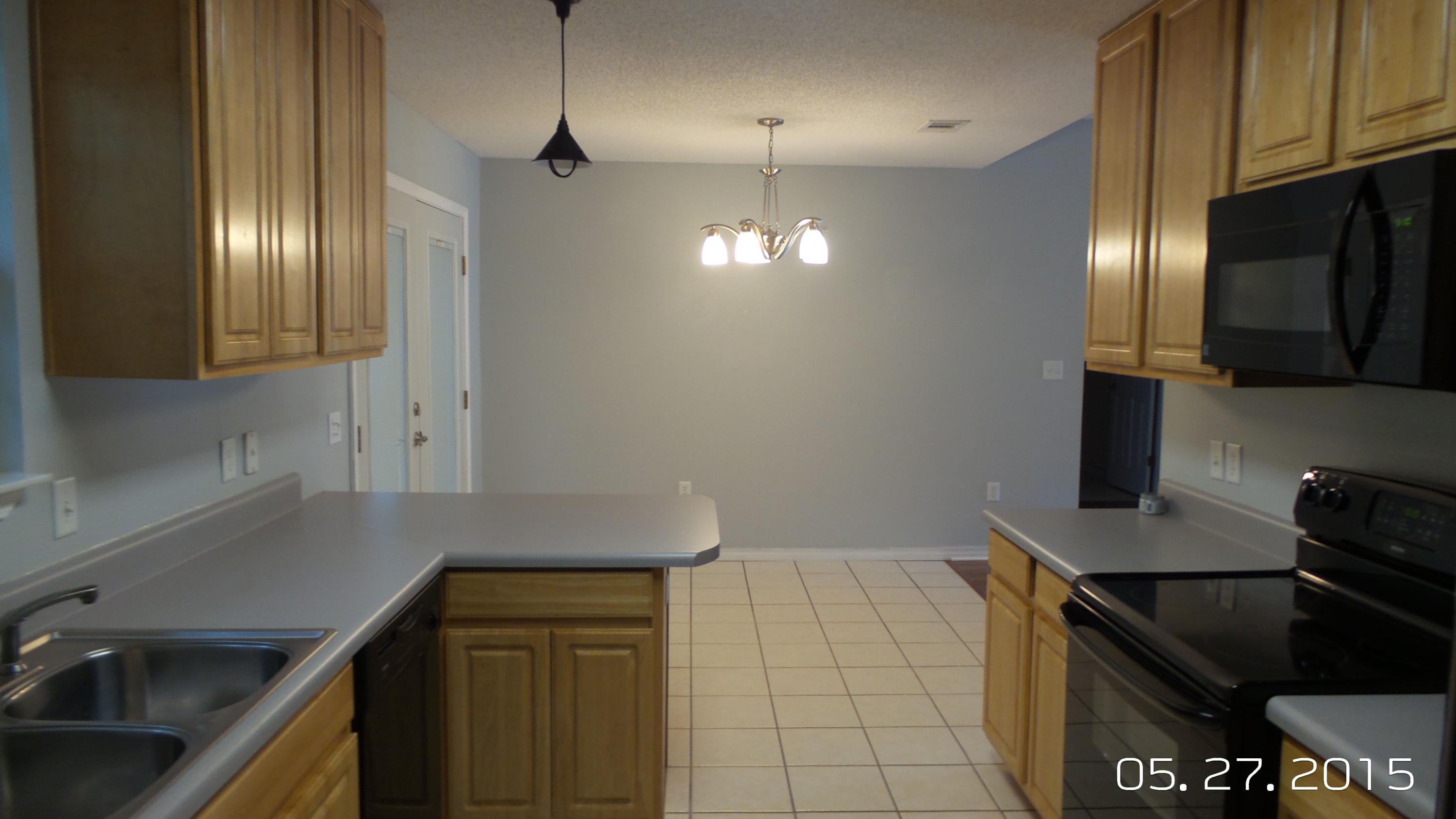 COUNTRYVIEW ESTATES 1ST ADDN - Residential Lease