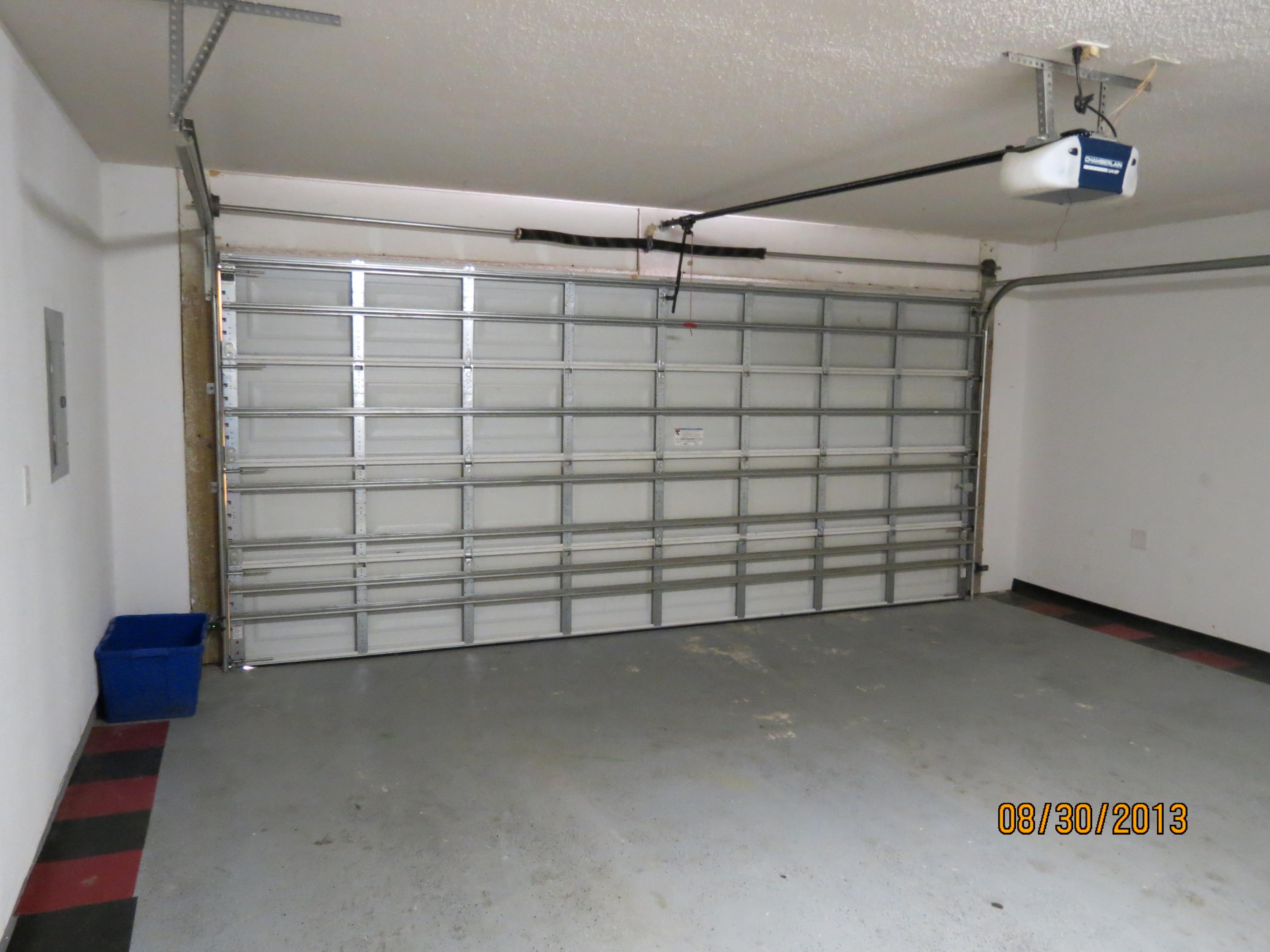 COUNTRYVIEW ESTATES 1ST ADDN - Residential Lease