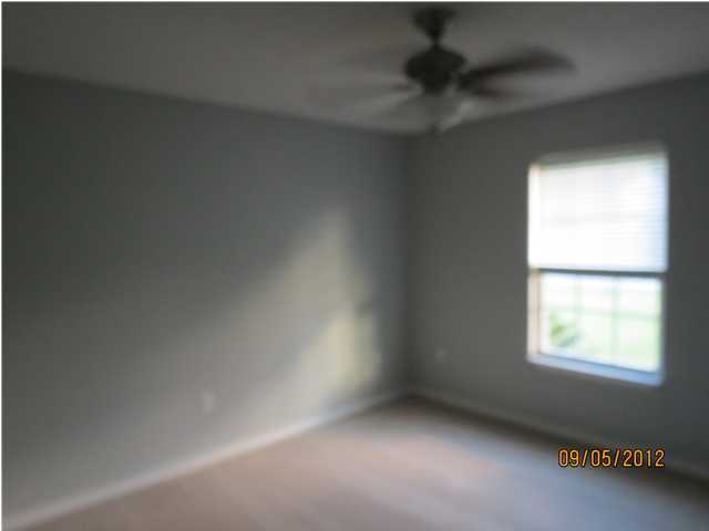 COUNTRYVIEW ESTATES 1ST ADDN - Residential Lease