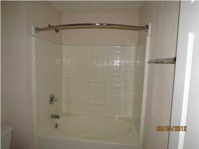 COUNTRYVIEW ESTATES 1ST ADDN - Residential Lease