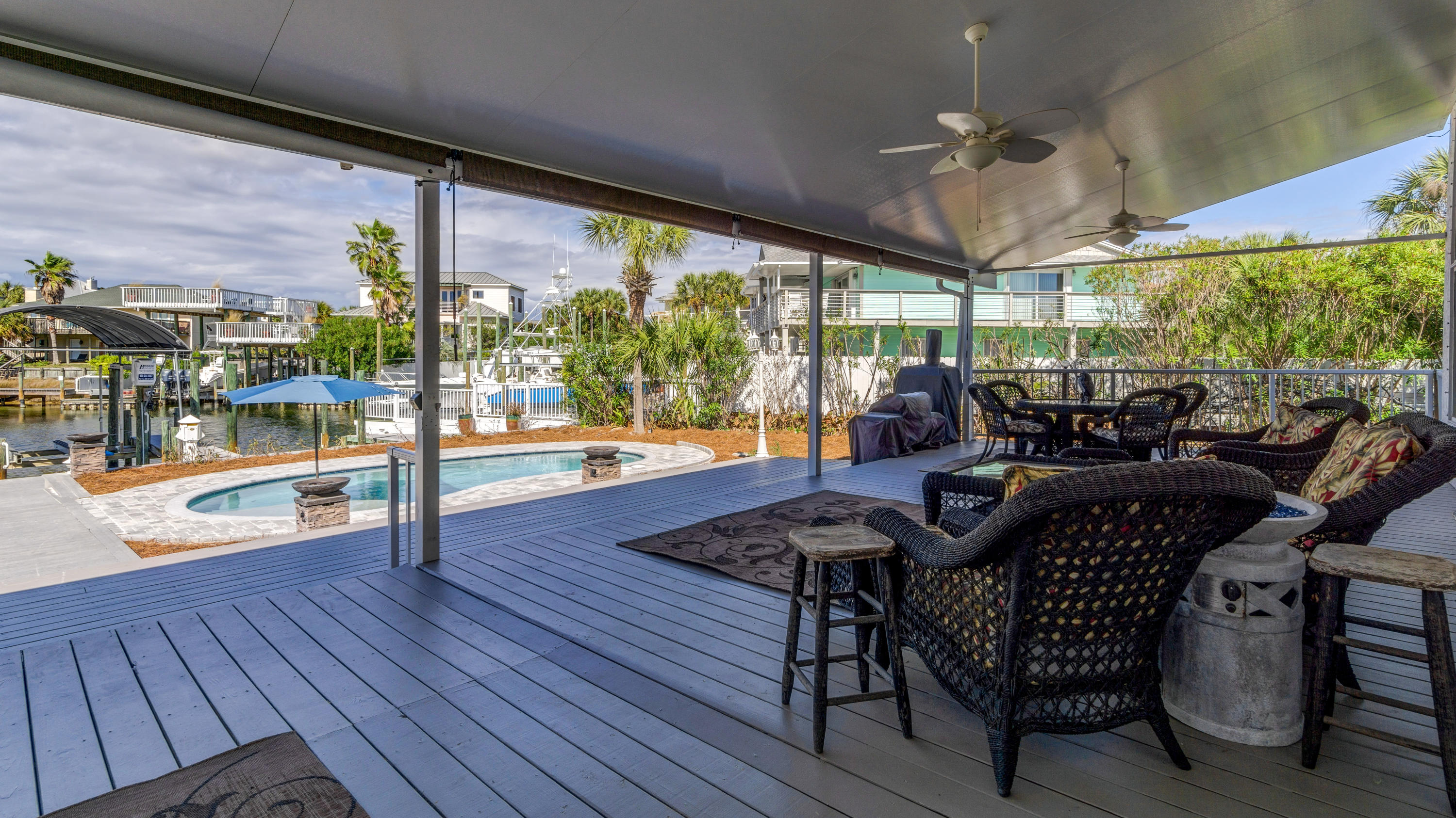 HOLIDAY ISLE - Residential