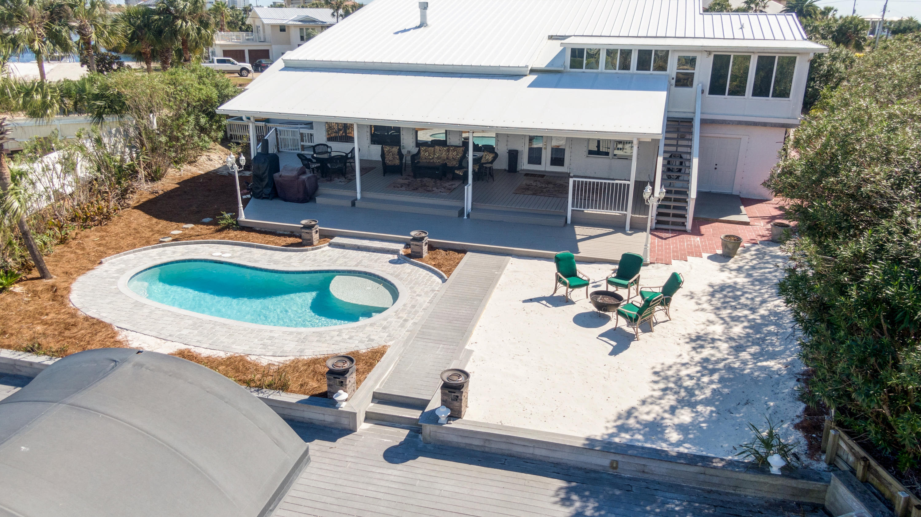 HOLIDAY ISLE - Residential