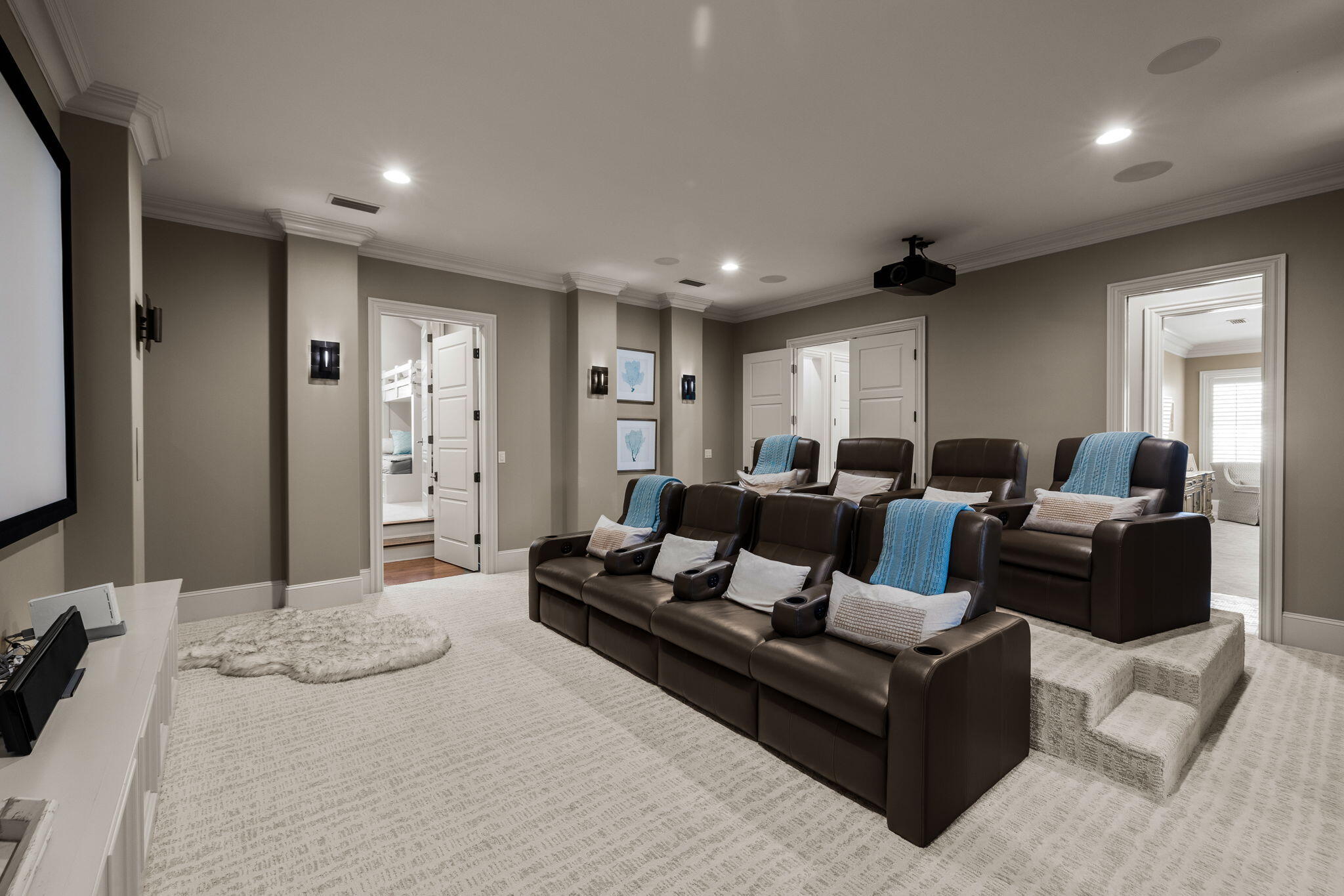 BURNT PINE - Residential