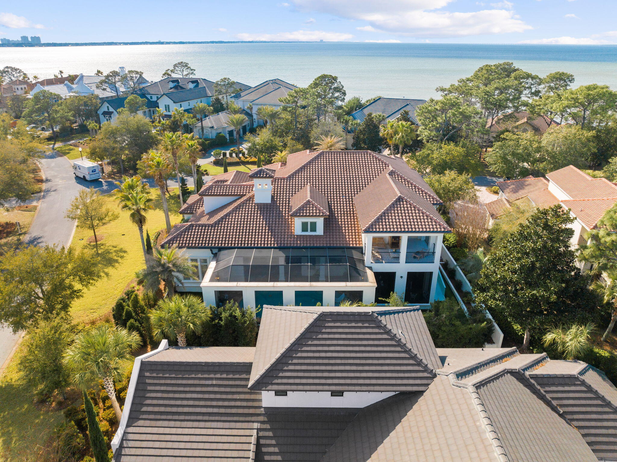 BURNT PINE - Residential