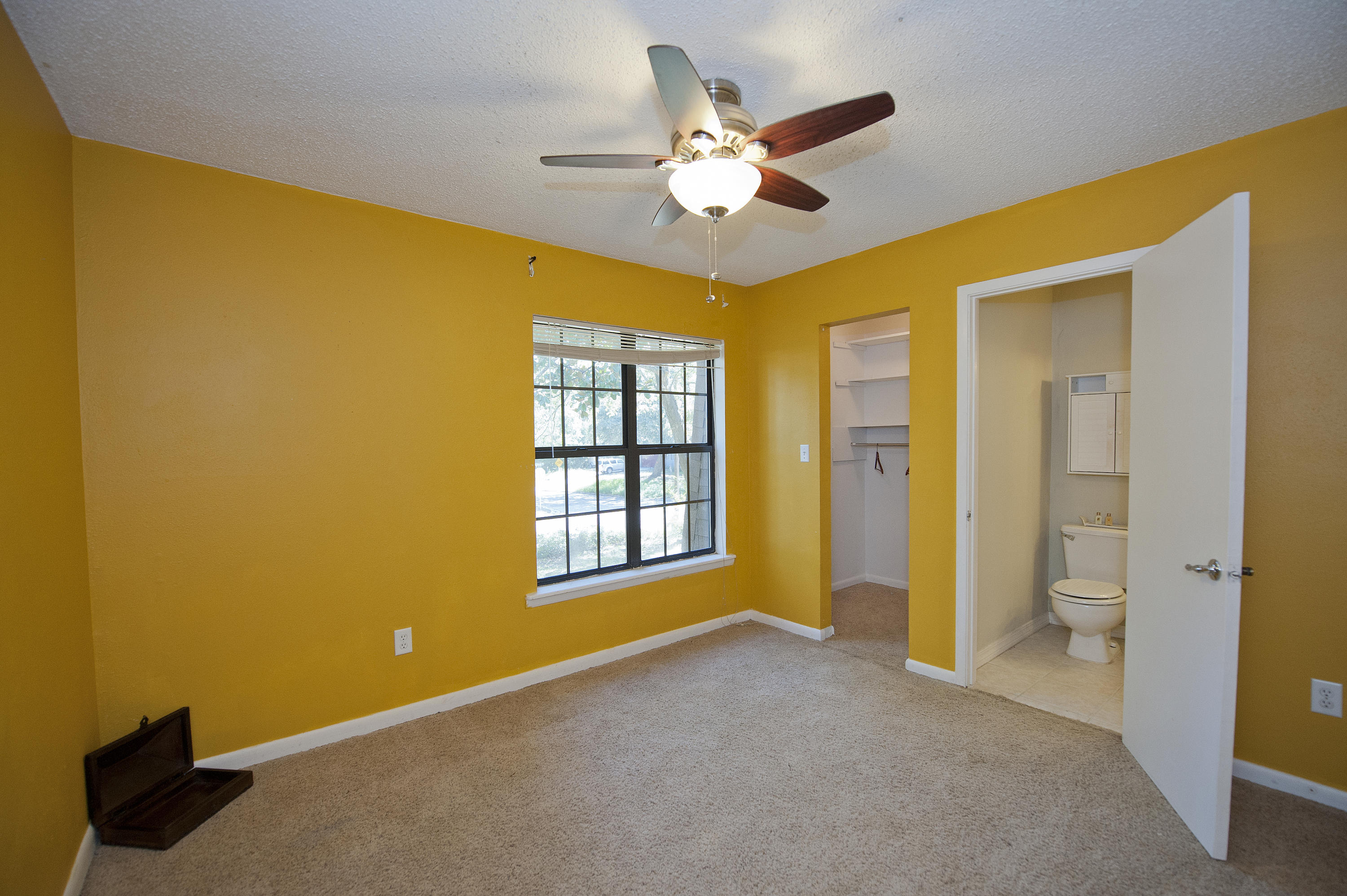 EDGEWATER VILLAGE SOUTH - Residential