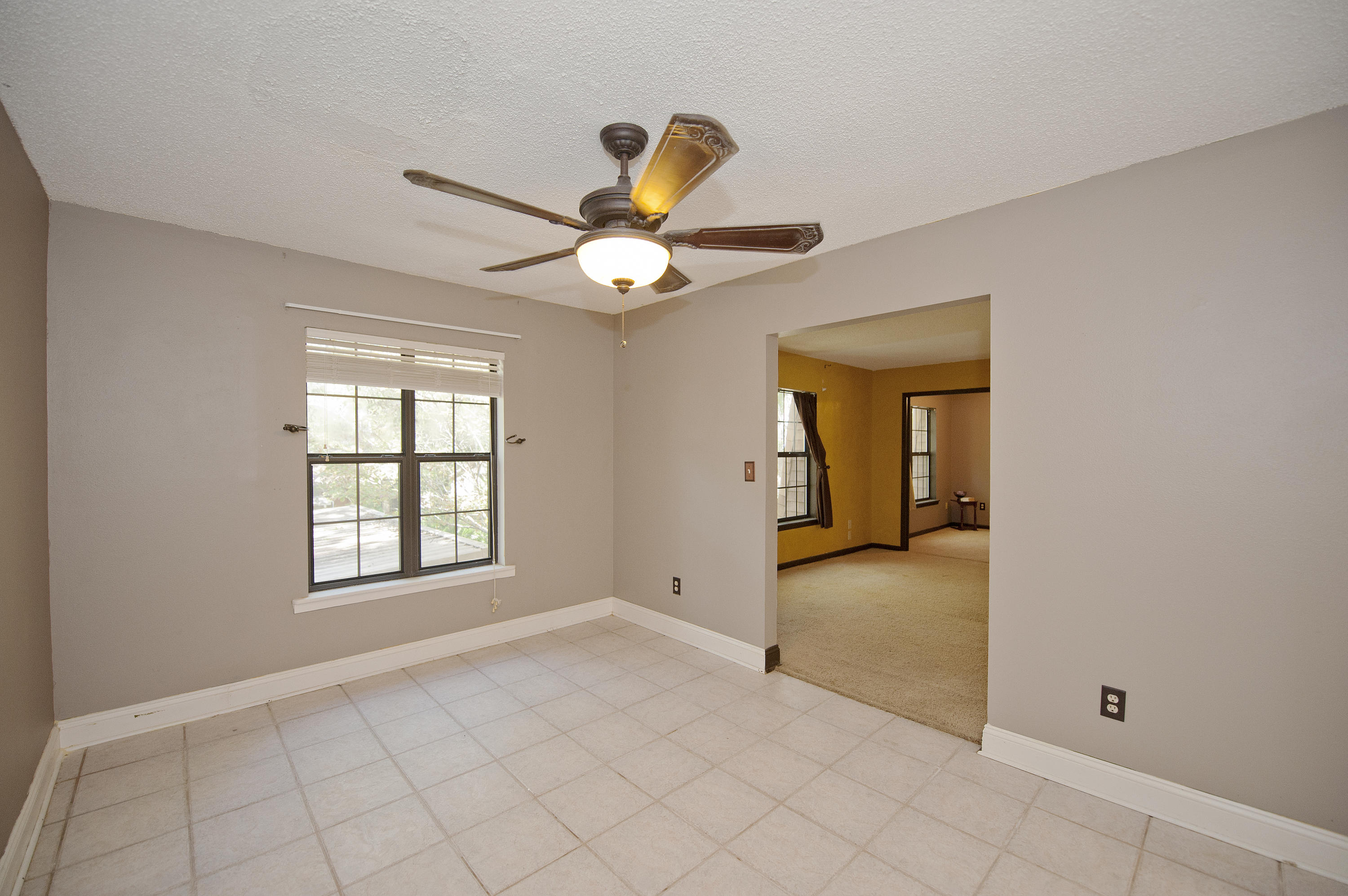 EDGEWATER VILLAGE SOUTH - Residential