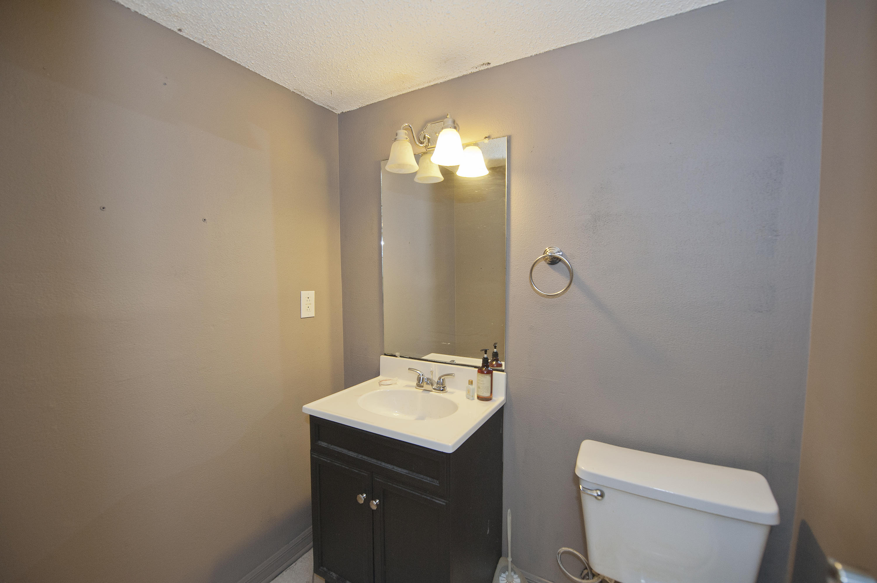 EDGEWATER VILLAGE SOUTH - Residential