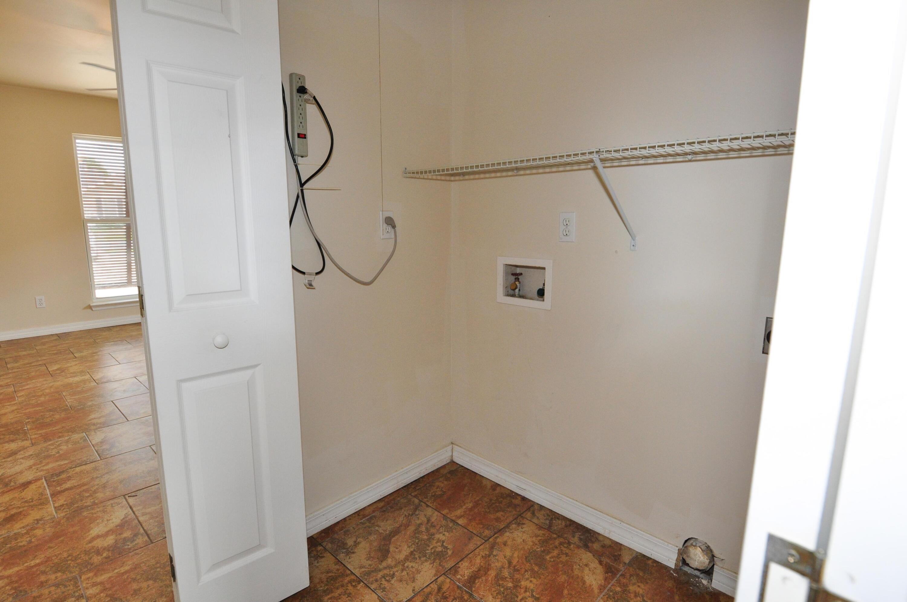 HOLIDAY BEACH UNIT 08 - Residential