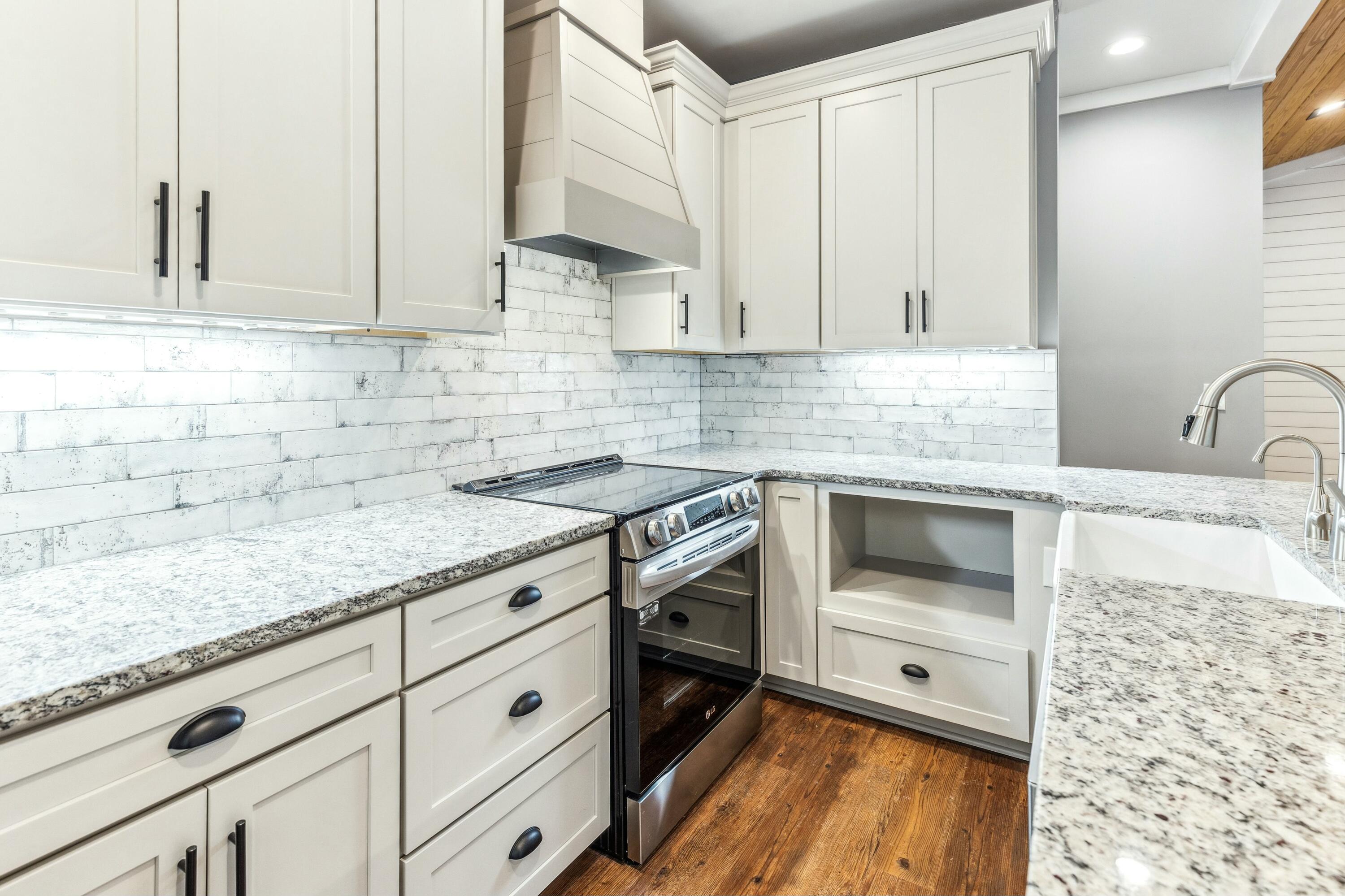 TURQUOISE BEACH 2ND ADDN - Residential