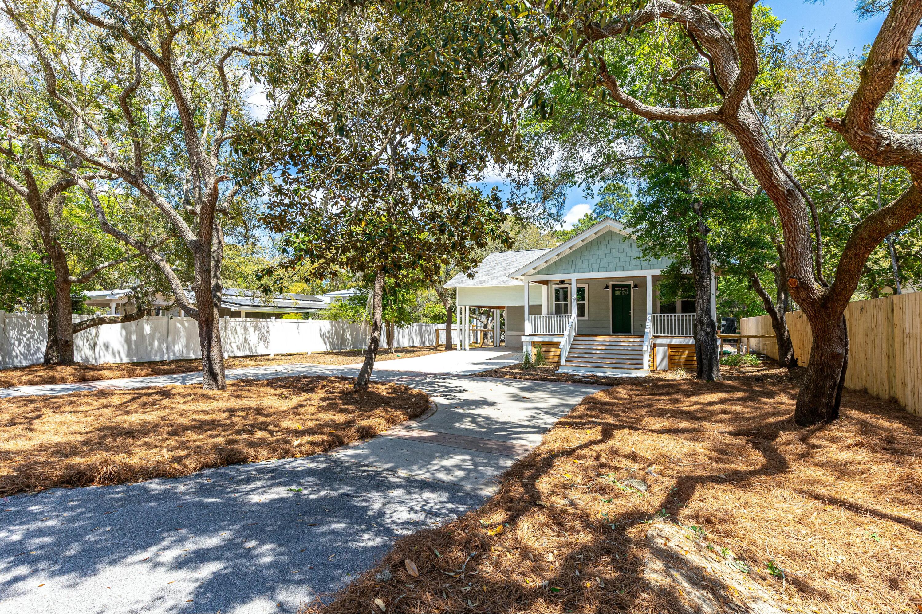 TURQUOISE BEACH 2ND ADDN - Residential