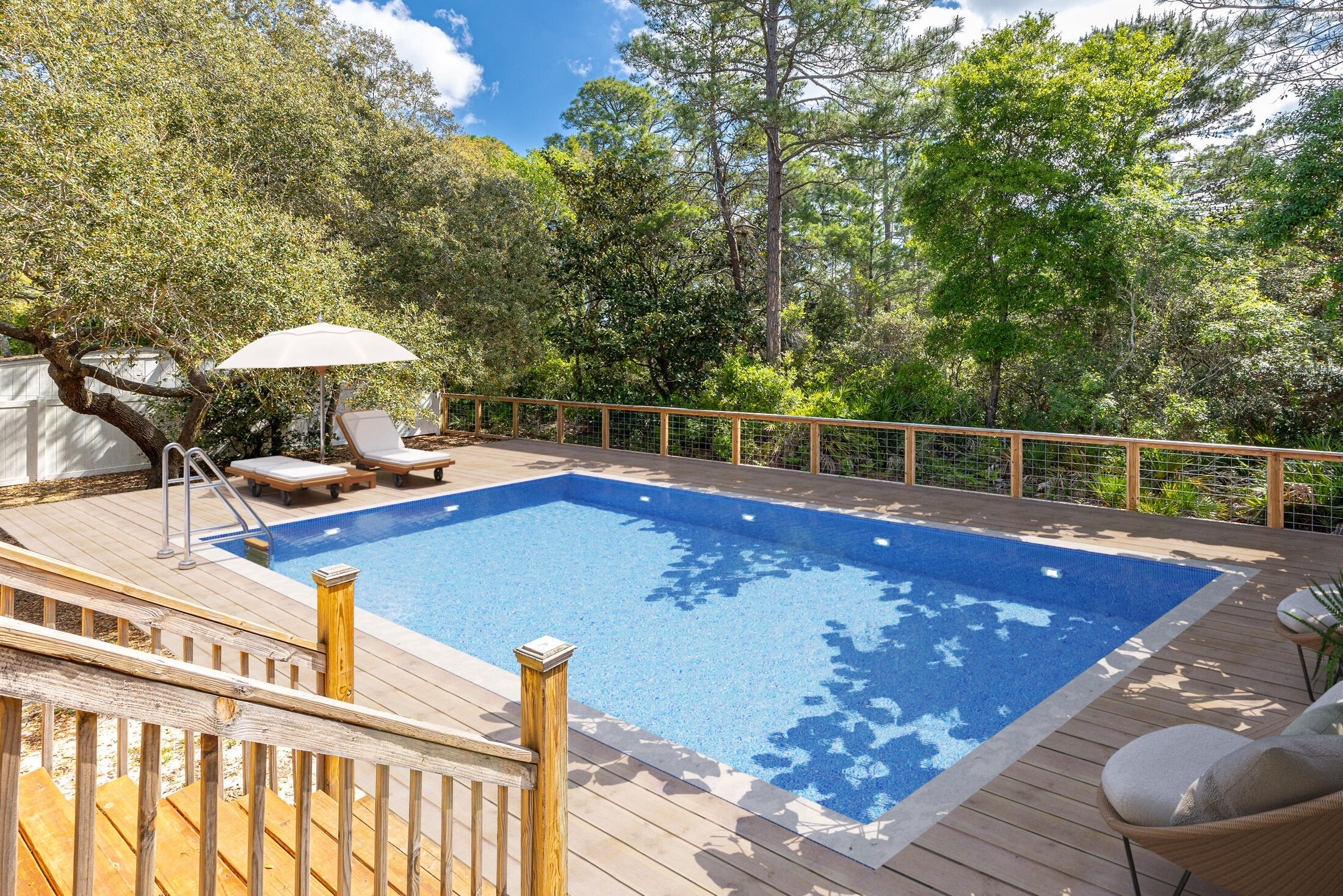 TURQUOISE BEACH 2ND ADDN - Residential