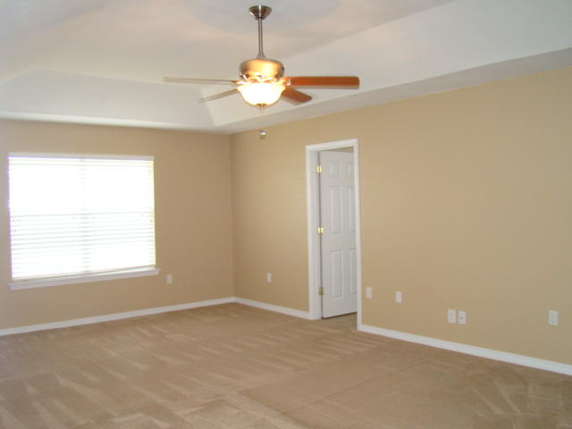 HAMPTON RIDGE ESTATES - Residential Lease