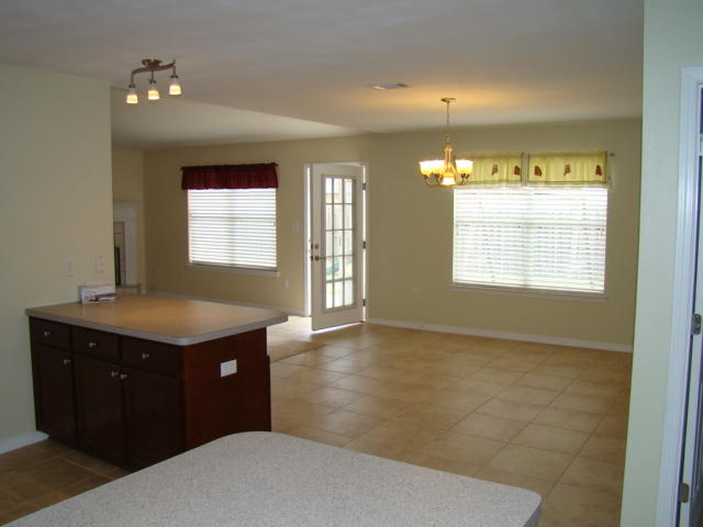 HAMPTON RIDGE ESTATES - Residential Lease