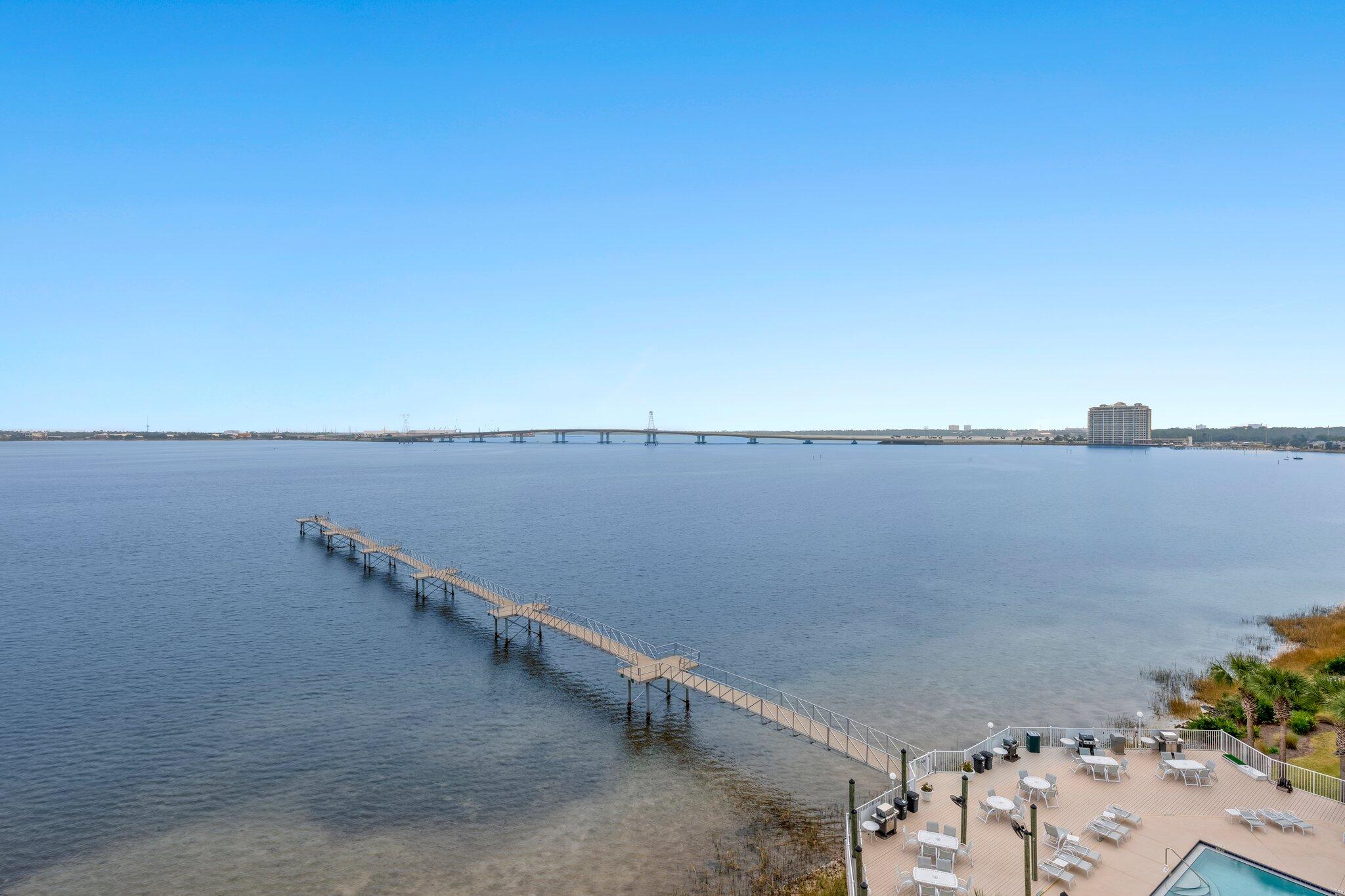 Hibiscus By The Bay - Residential