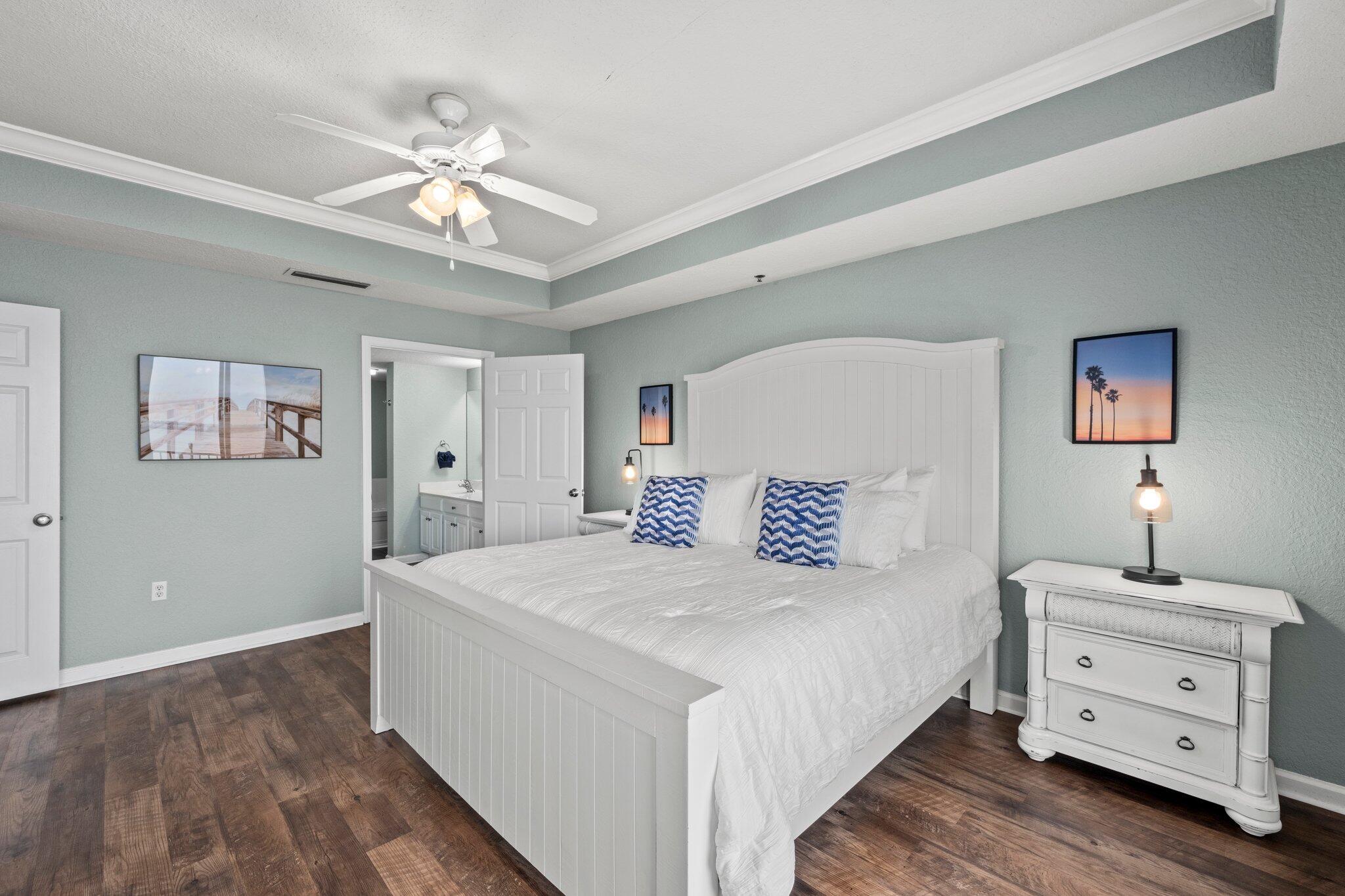 Hibiscus By The Bay - Residential