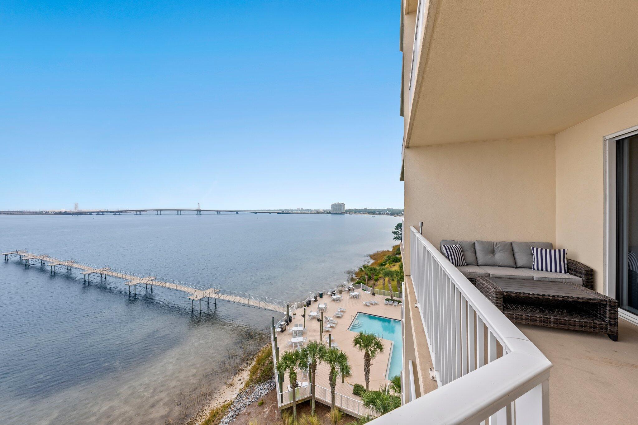 Hibiscus By The Bay - Residential