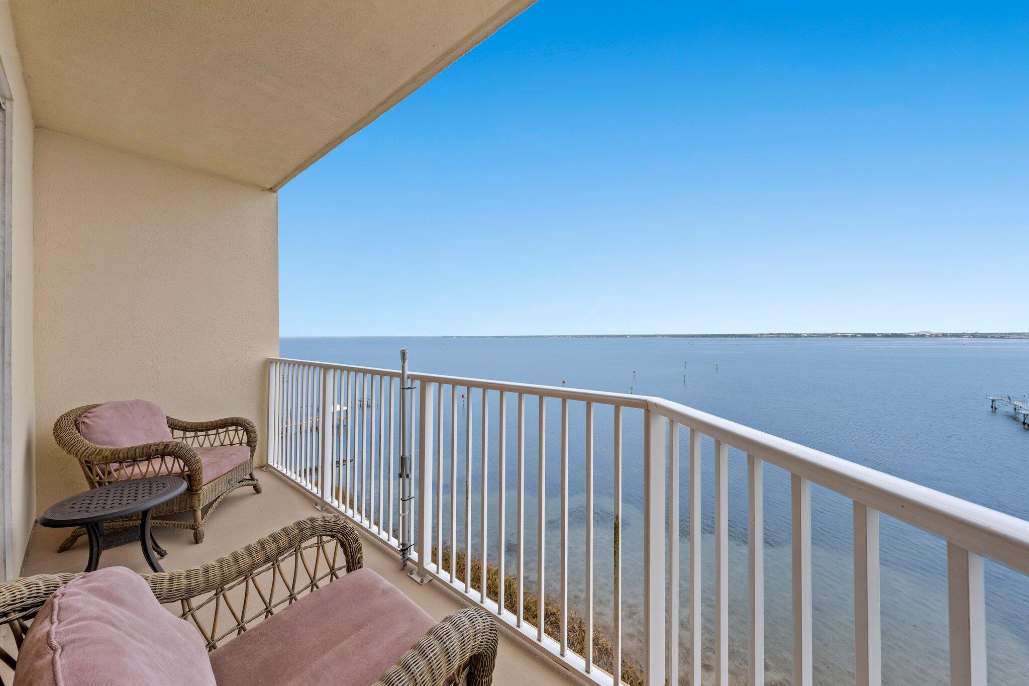 Hibiscus By The Bay - Residential