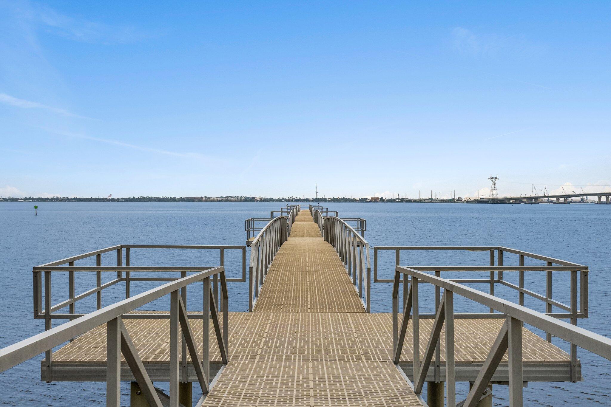 Hibiscus By The Bay - Residential