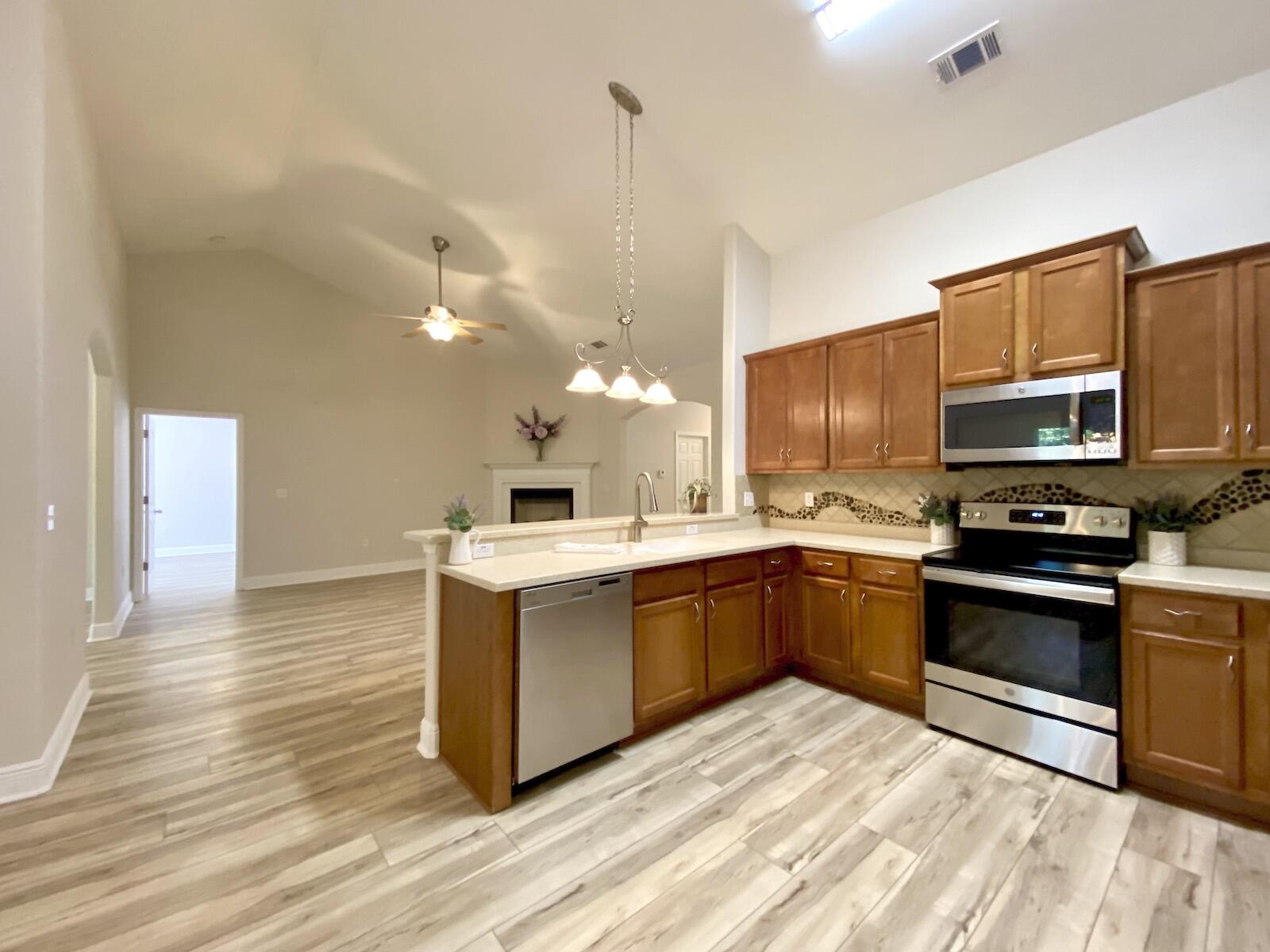 HAMMOCK BAY - Residential