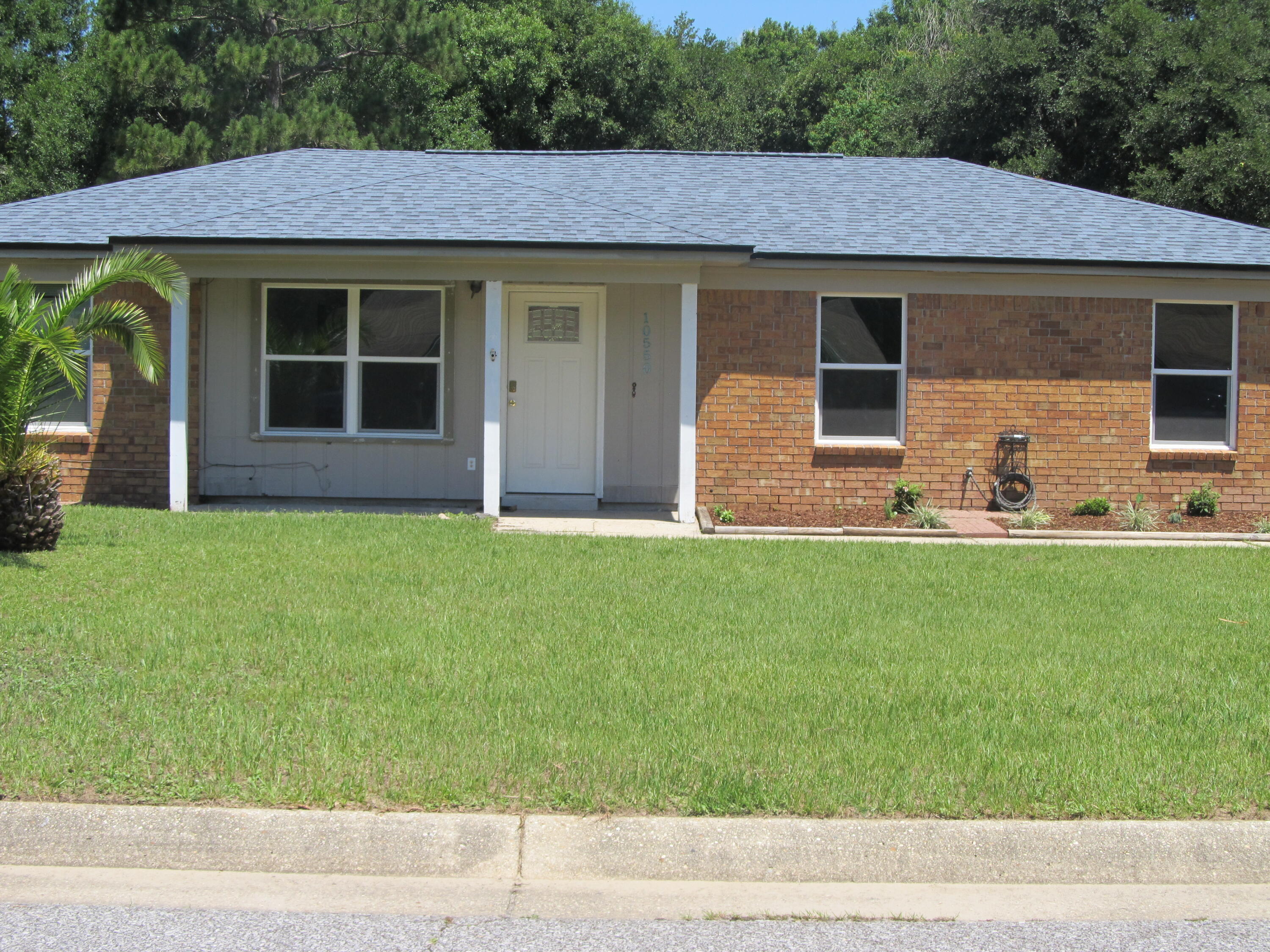 WOODRIDGE MANOR UNIT 1 - Residential