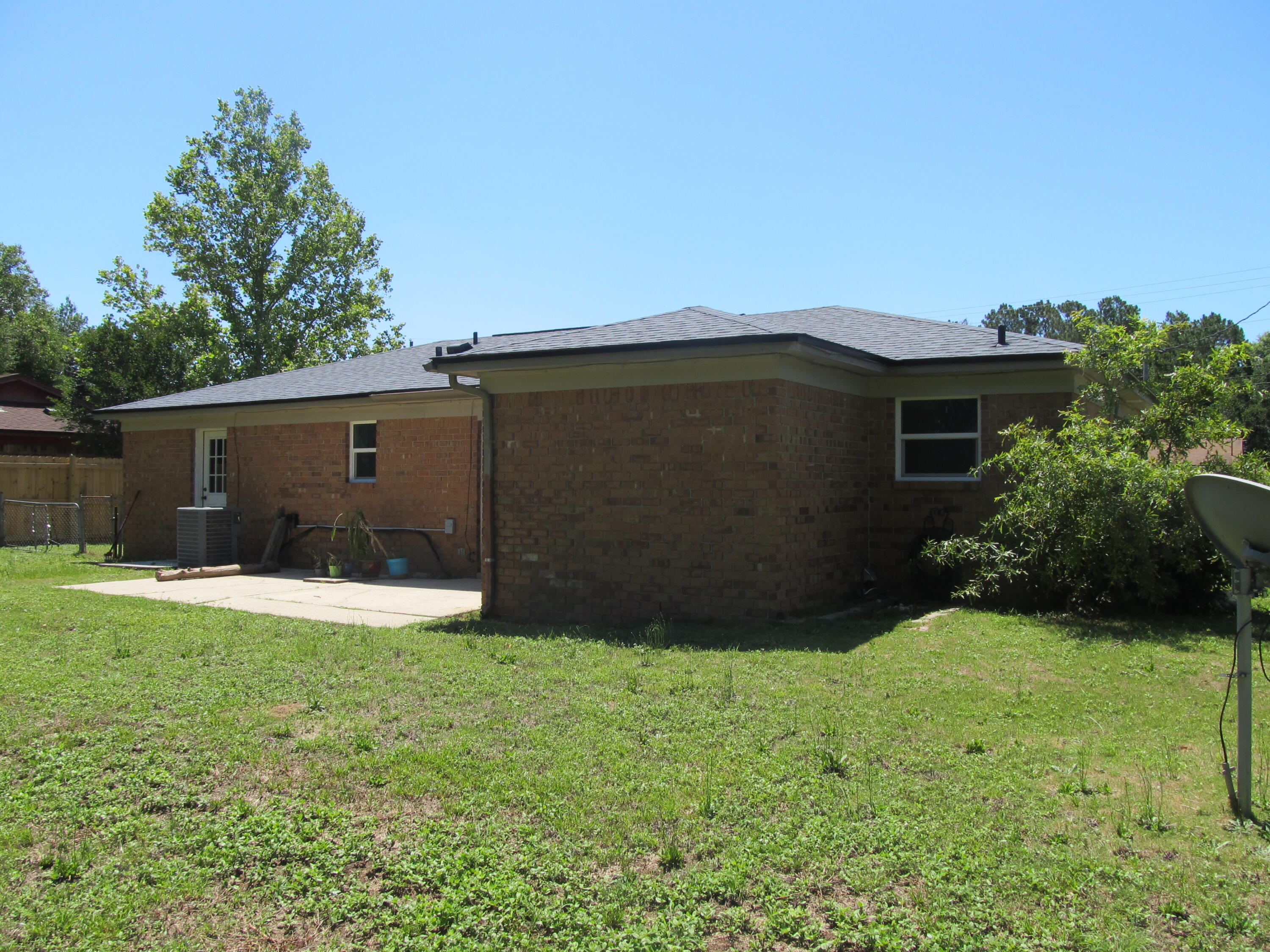 WOODRIDGE MANOR UNIT 1 - Residential