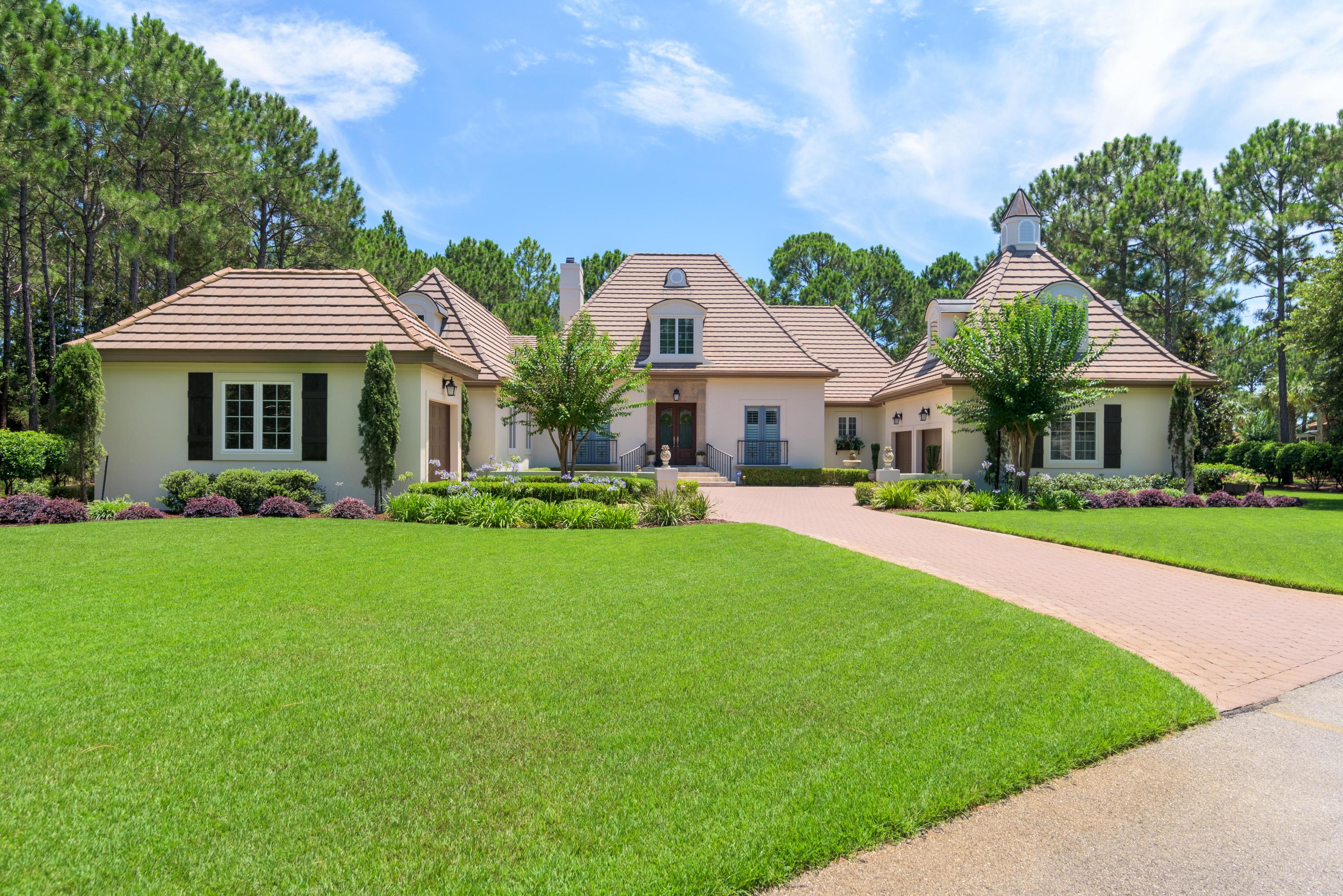 BURNT PINE - Residential