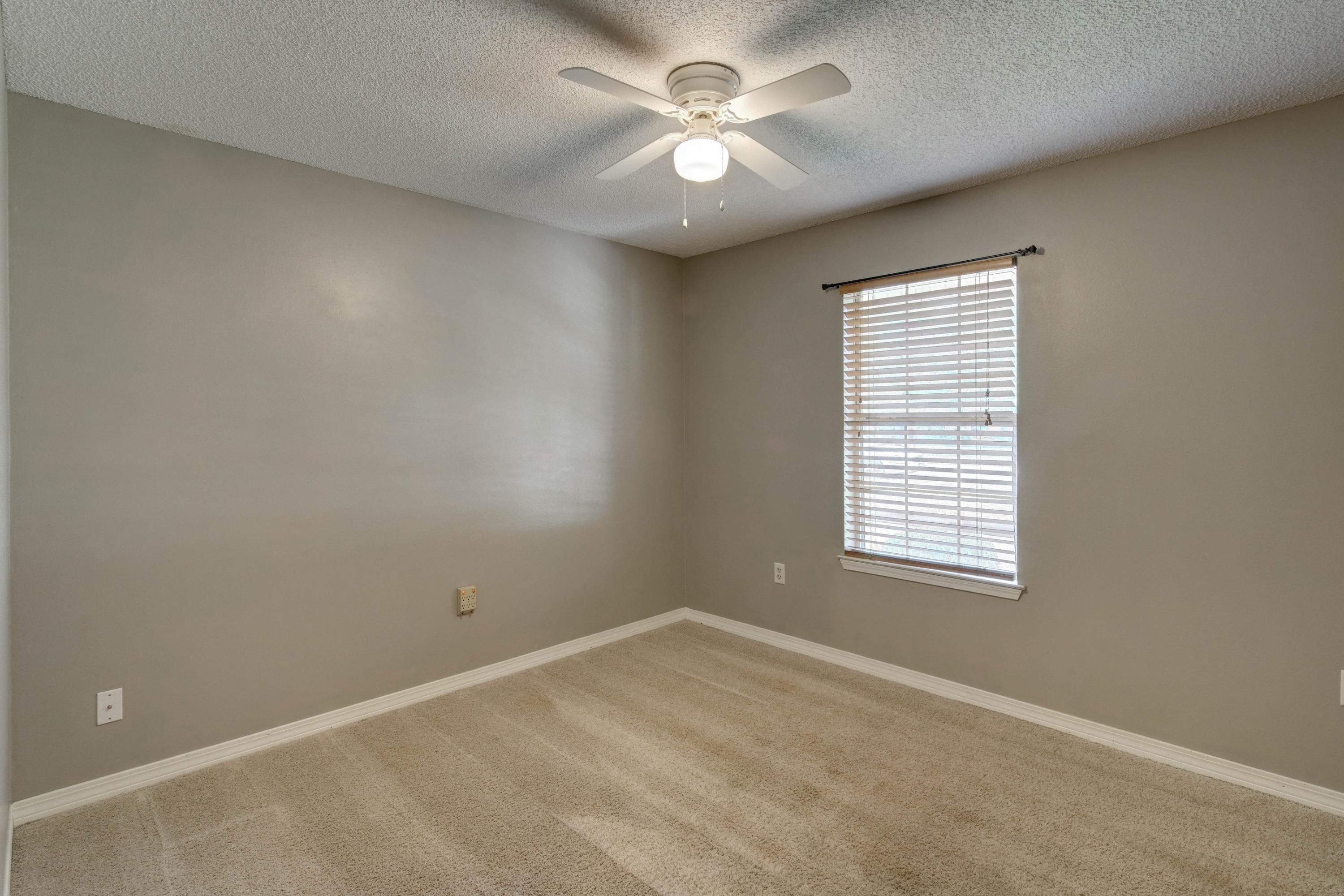 EAST BAY RIVER ESTATES 2ND ADDN - Residential