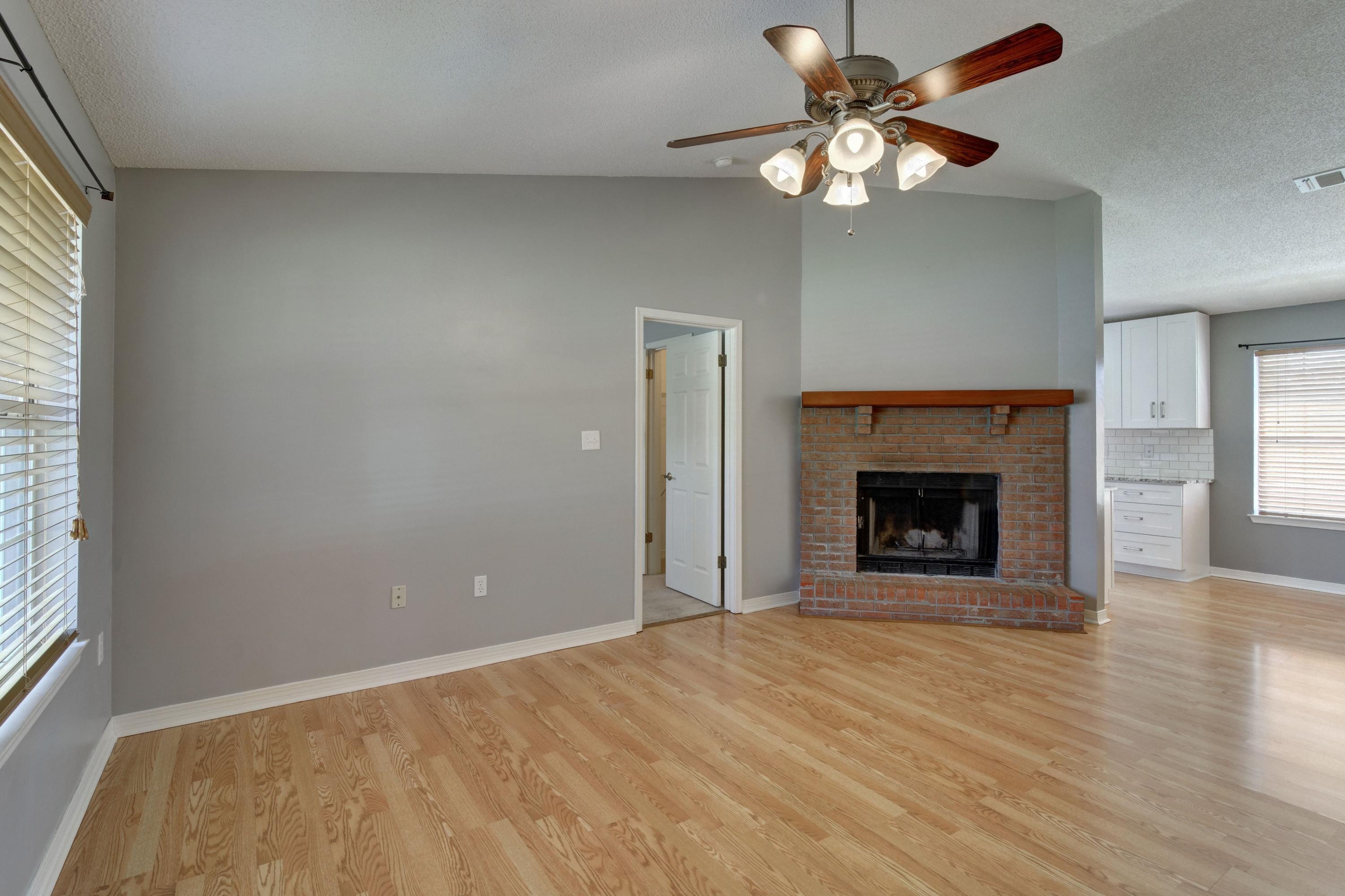 EAST BAY RIVER ESTATES 2ND ADDN - Residential