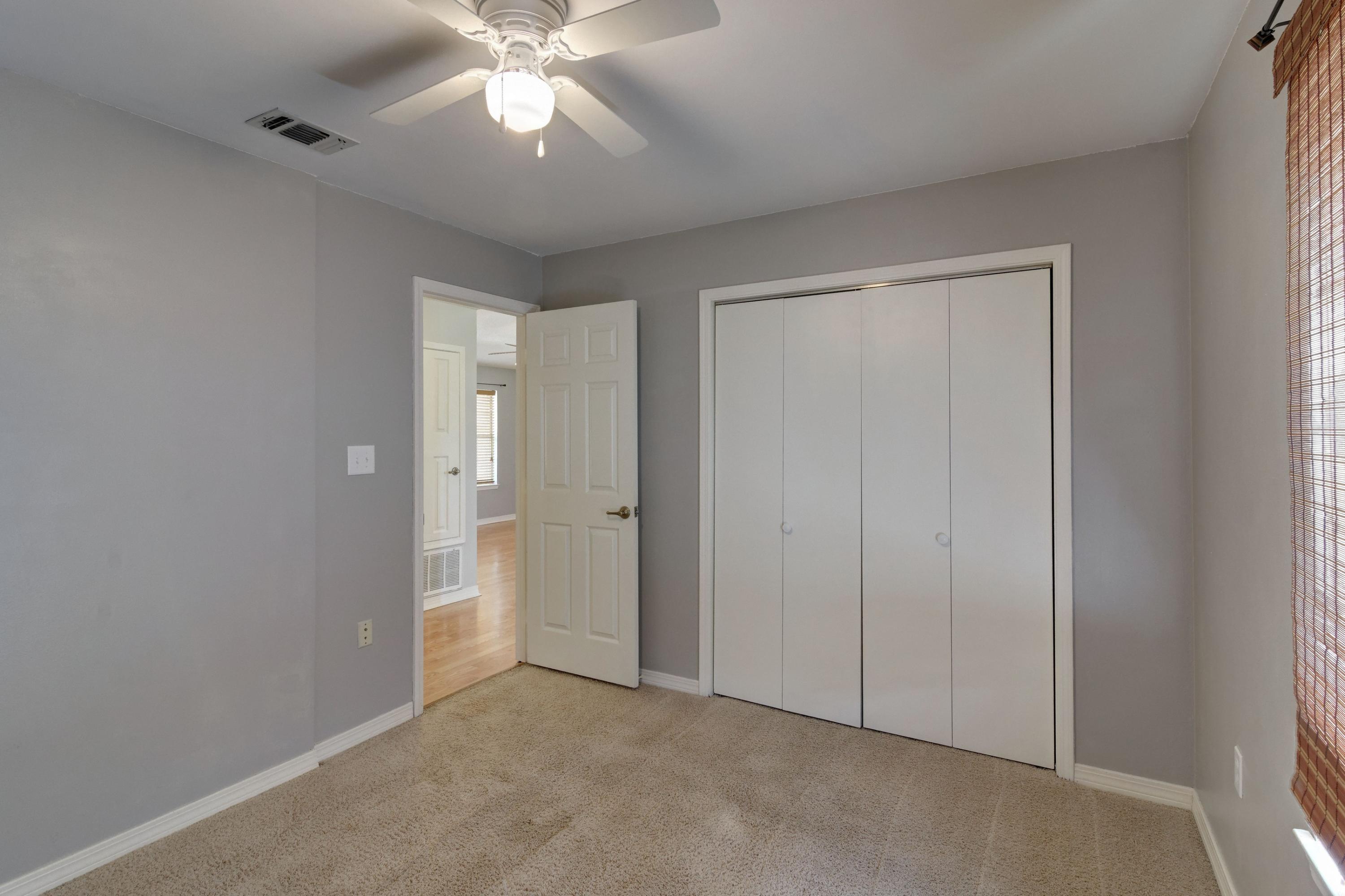 EAST BAY RIVER ESTATES 2ND ADDN - Residential